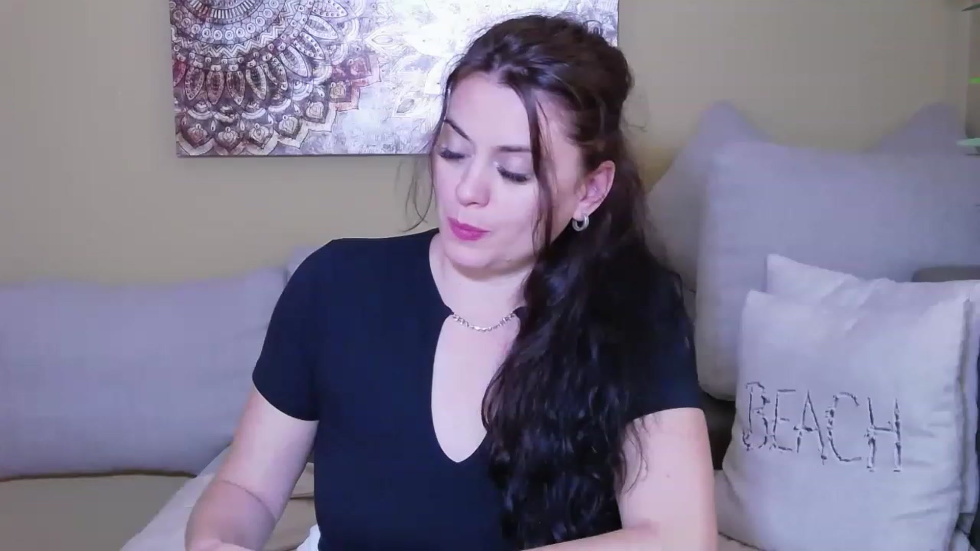 Gallery image thumbnail from ForeverChic's myfreecams stream on, 08/10/2023, 12:02 image 4 of 20