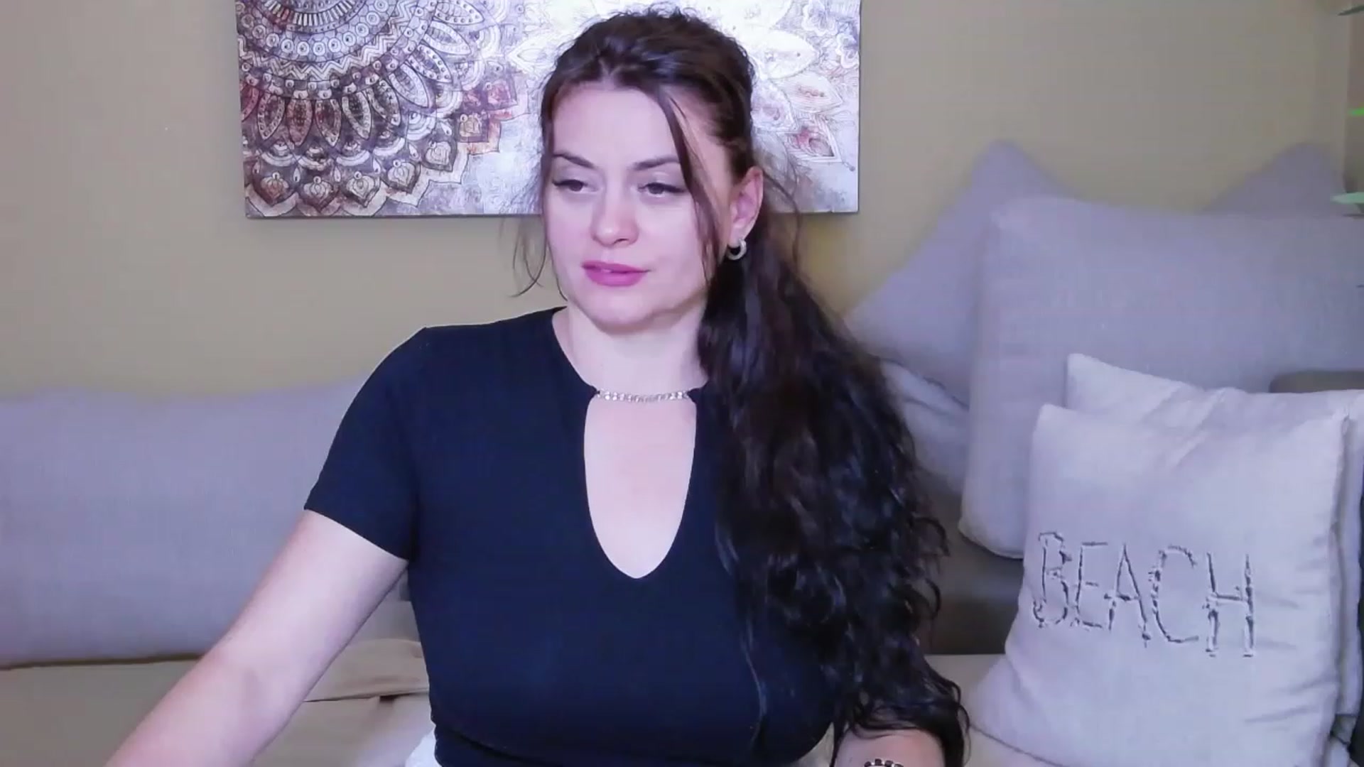 Gallery image thumbnail from ForeverChic's myfreecams stream on, 08/10/2023, 12:02 image 1 of 20
