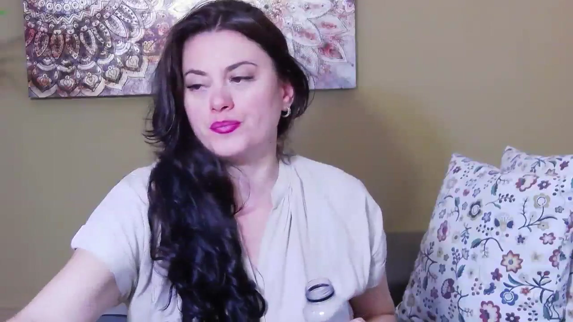 Gallery image thumbnail from ForeverChic's myfreecams stream on, 08/17/2023, 06:31 image 7 of 20