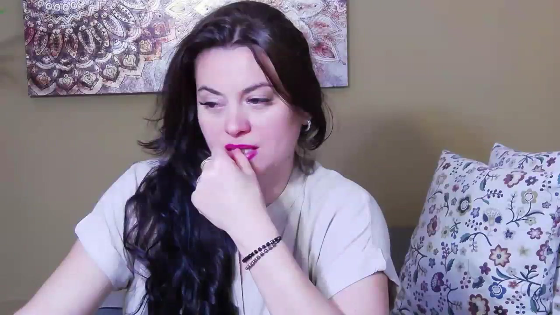 Gallery image thumbnail from ForeverChic's myfreecams stream on, 08/17/2023, 06:31 image 3 of 20