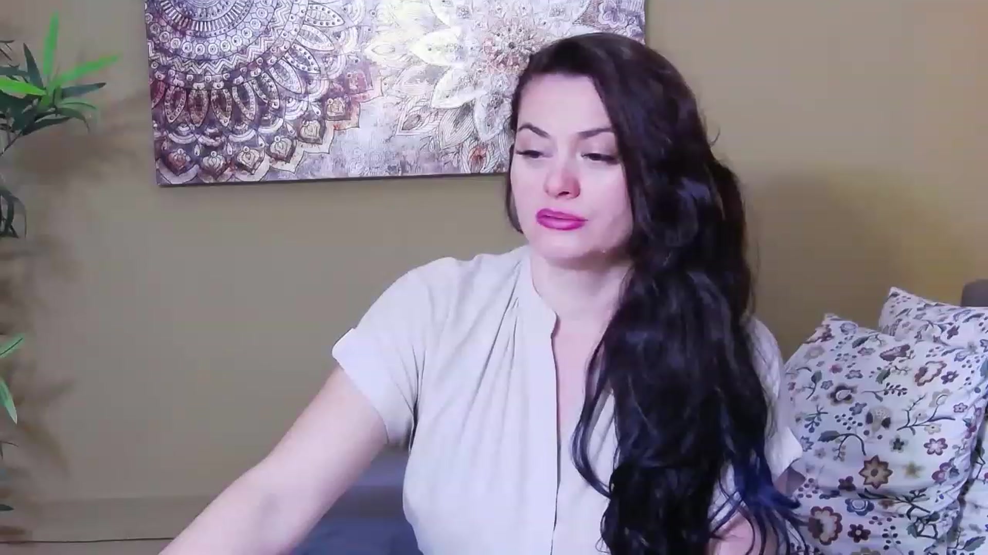 Gallery image thumbnail from ForeverChic's myfreecams stream on, 08/17/2023, 07:05 image 13 of 20