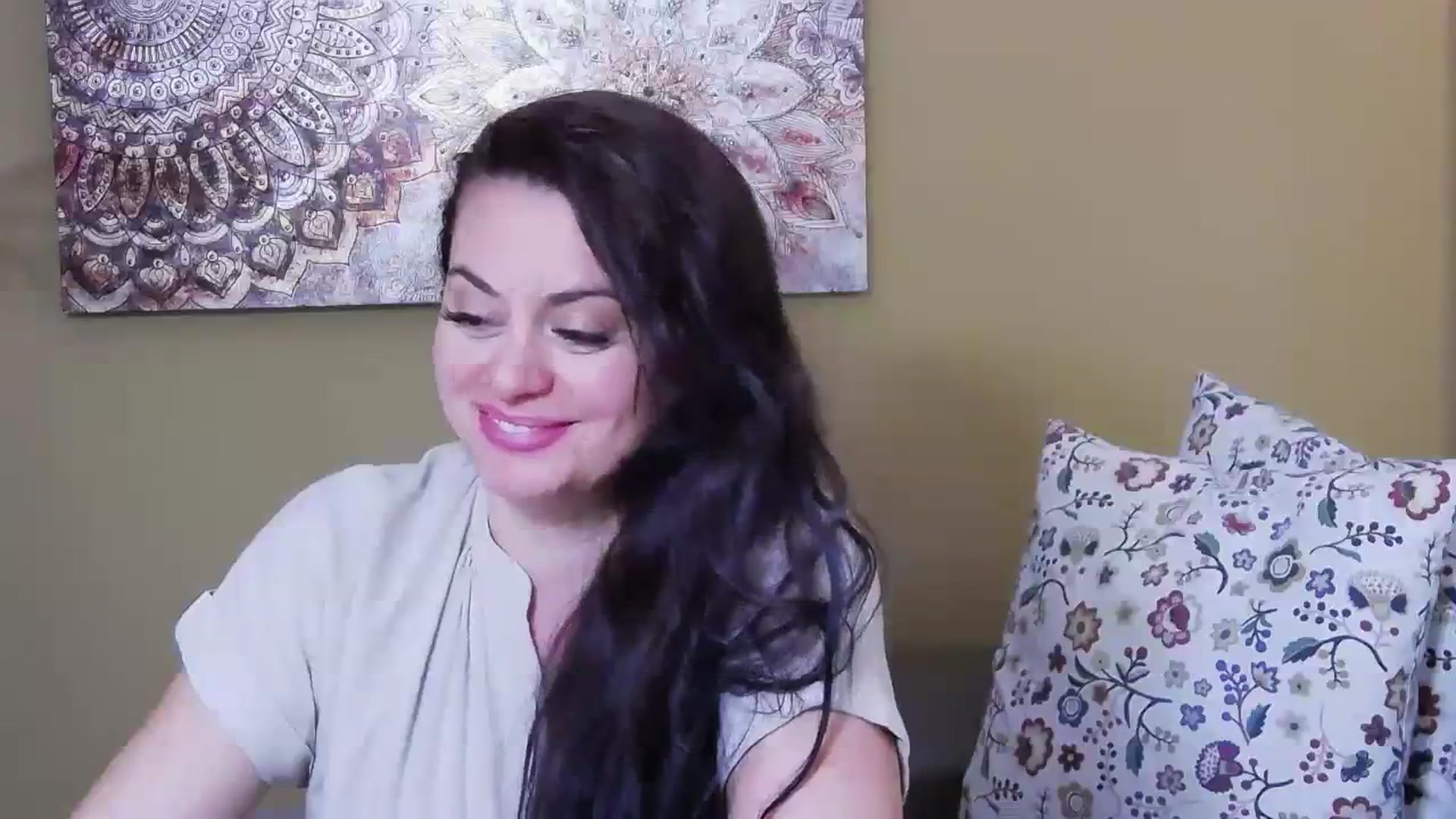 Gallery image thumbnail from ForeverChic's myfreecams stream on, 08/17/2023, 09:10 image 8 of 20