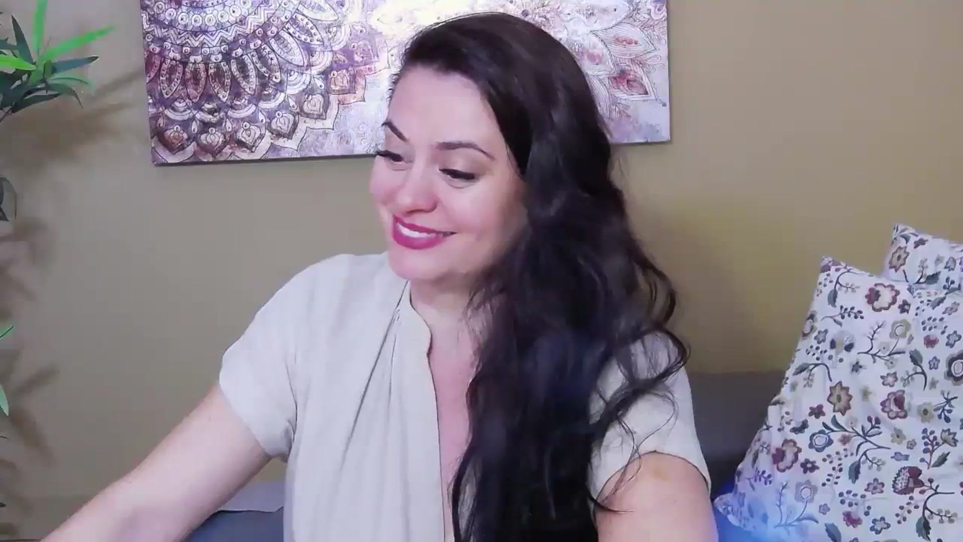 Gallery image thumbnail from ForeverChic's myfreecams stream on, 08/17/2023, 12:09 image 9 of 20