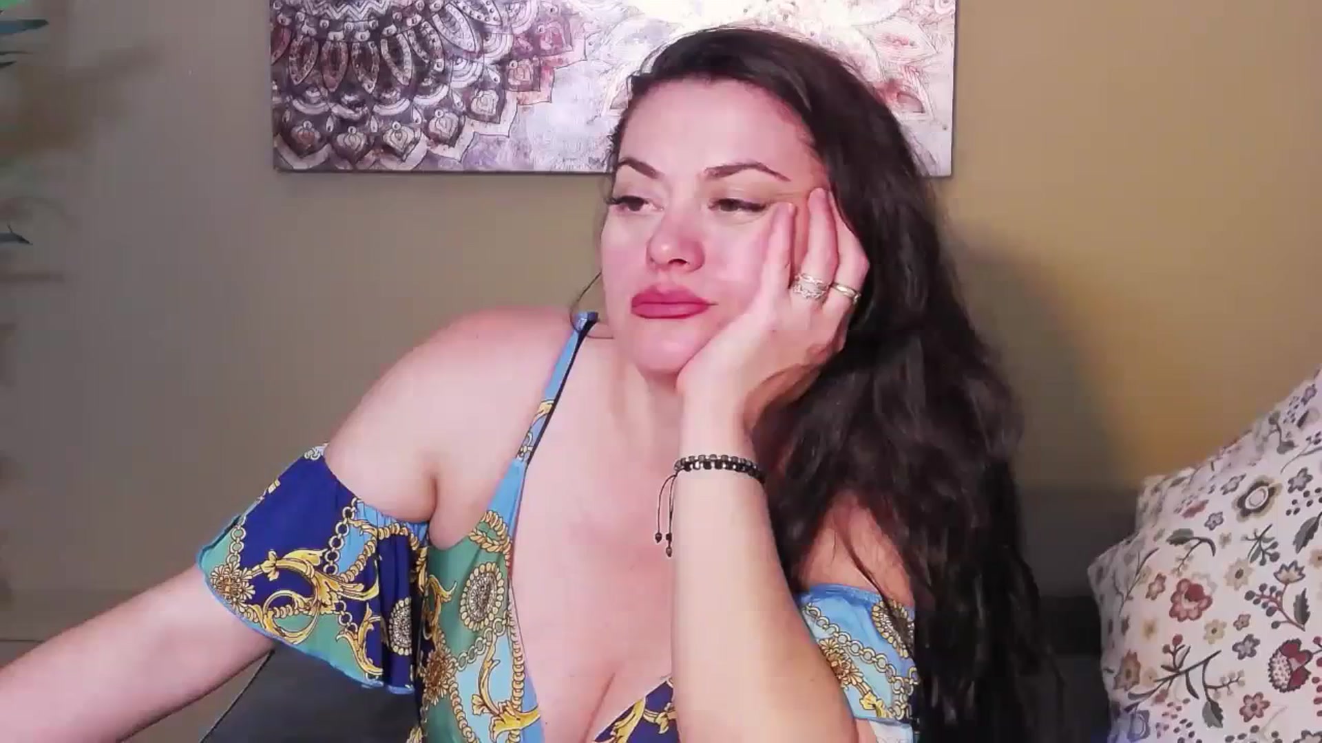 Gallery image thumbnail from ForeverChic's myfreecams stream on, 08/21/2023, 06:31 image 3 of 20