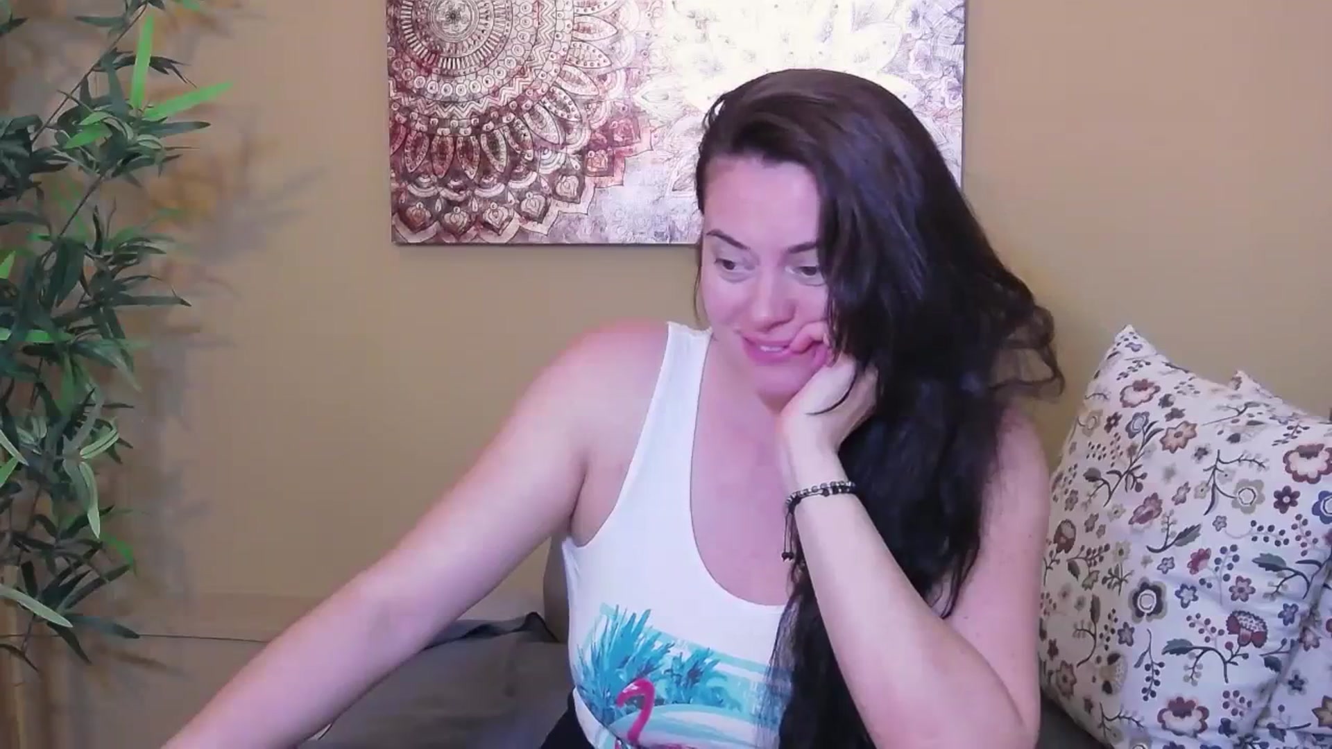 Gallery image thumbnail from ForeverChic's myfreecams stream on, 08/23/2023, 08:26 image 5 of 20