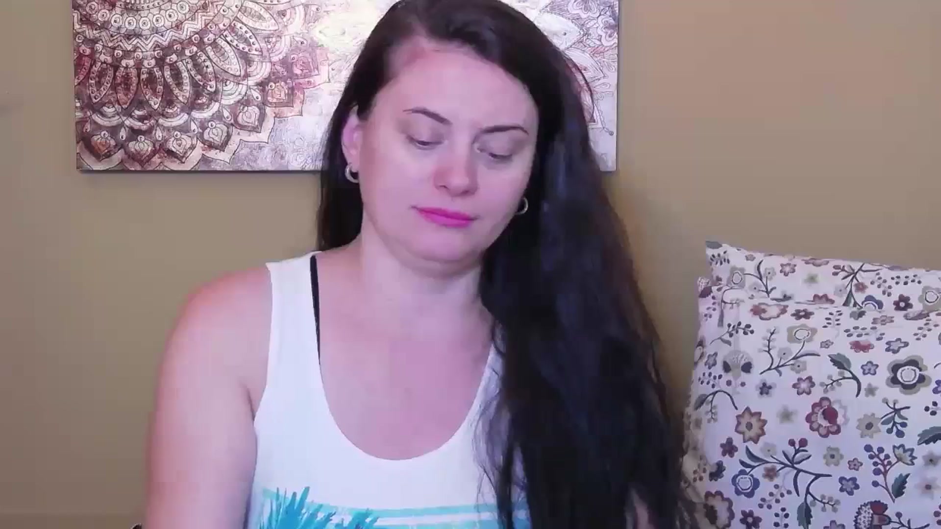 Gallery image thumbnail from ForeverChic's myfreecams stream on, 08/23/2023, 10:38 image 6 of 20