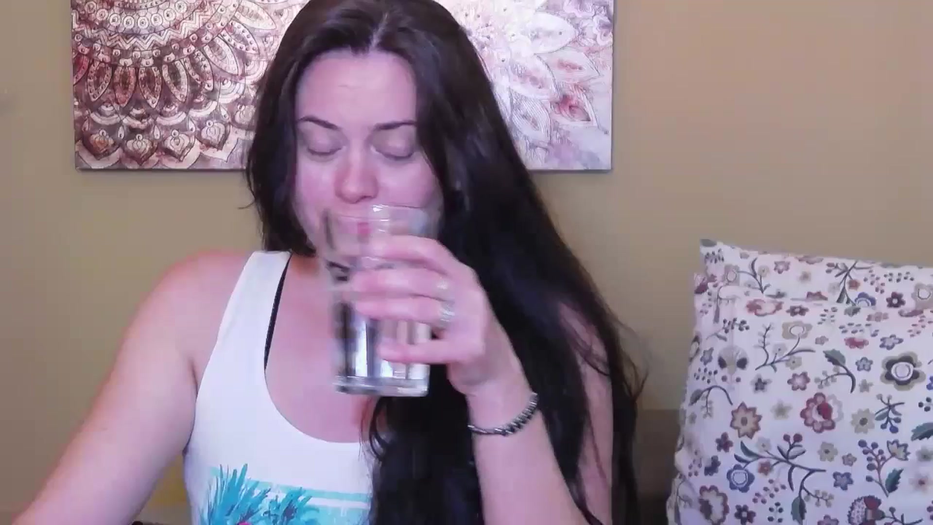 Gallery image thumbnail from ForeverChic's myfreecams stream on, 08/23/2023, 10:38 image 1 of 20