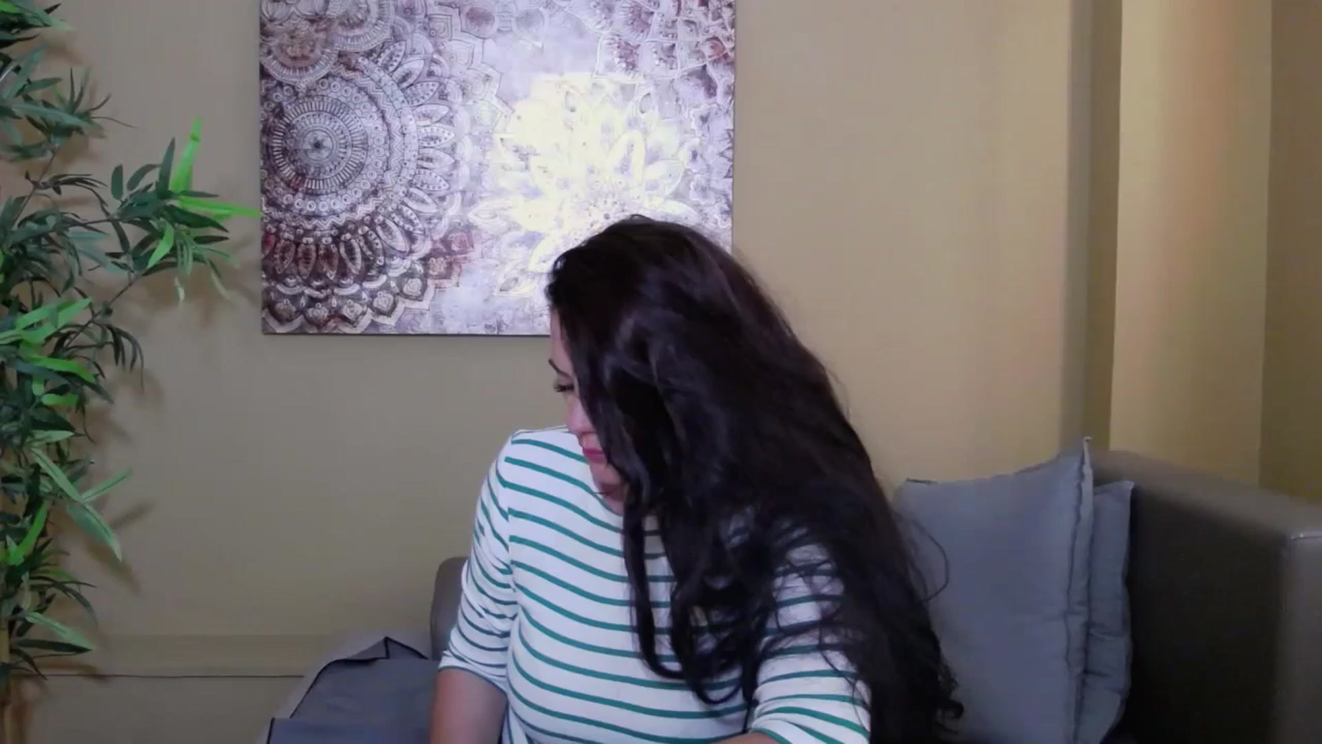 Gallery image thumbnail from ForeverChic's myfreecams stream on, 08/31/2023, 11:59 image 13 of 20
