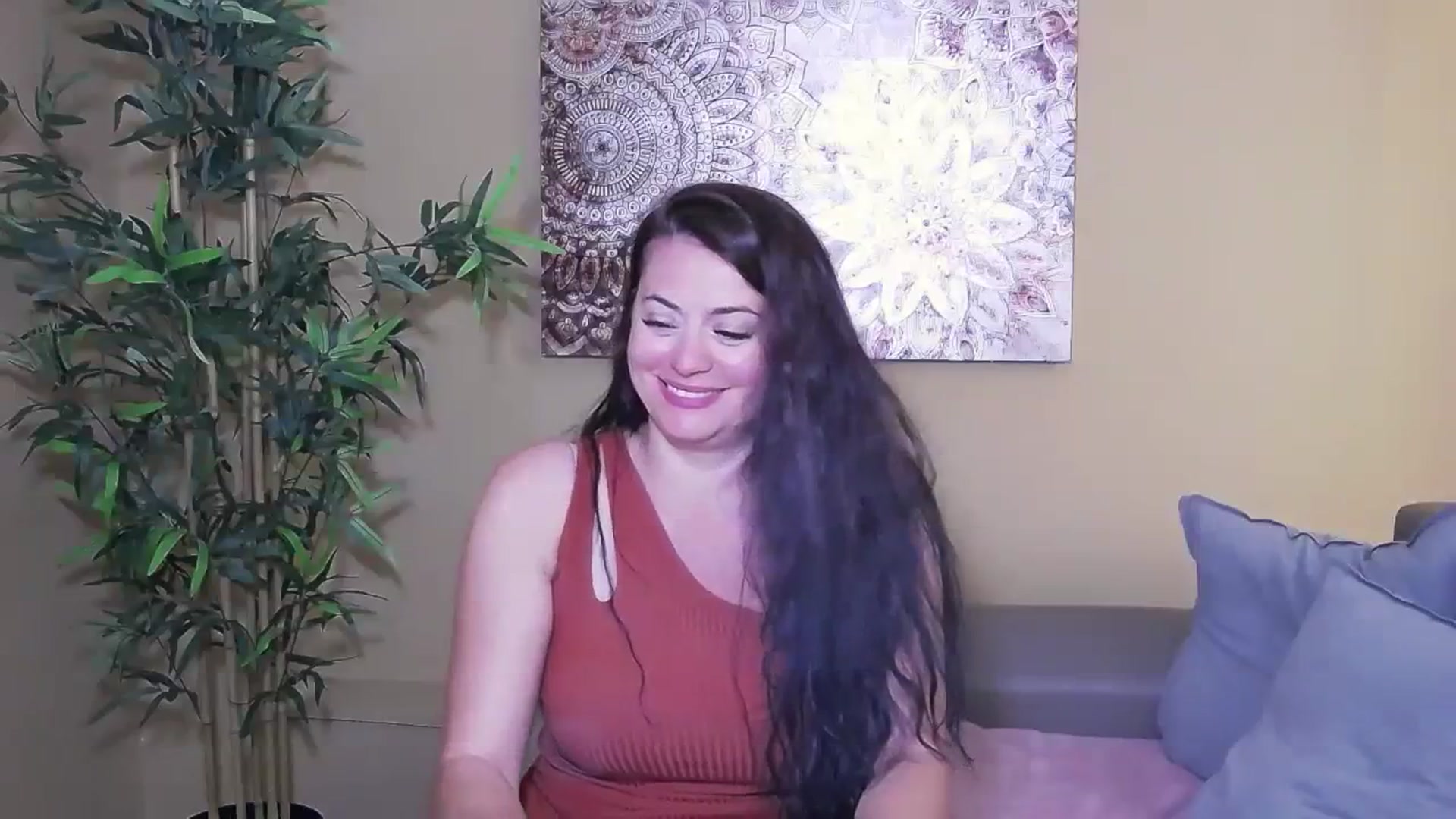 Gallery image thumbnail from ForeverChic's myfreecams stream on, 09/07/2023, 08:13 image 15 of 20