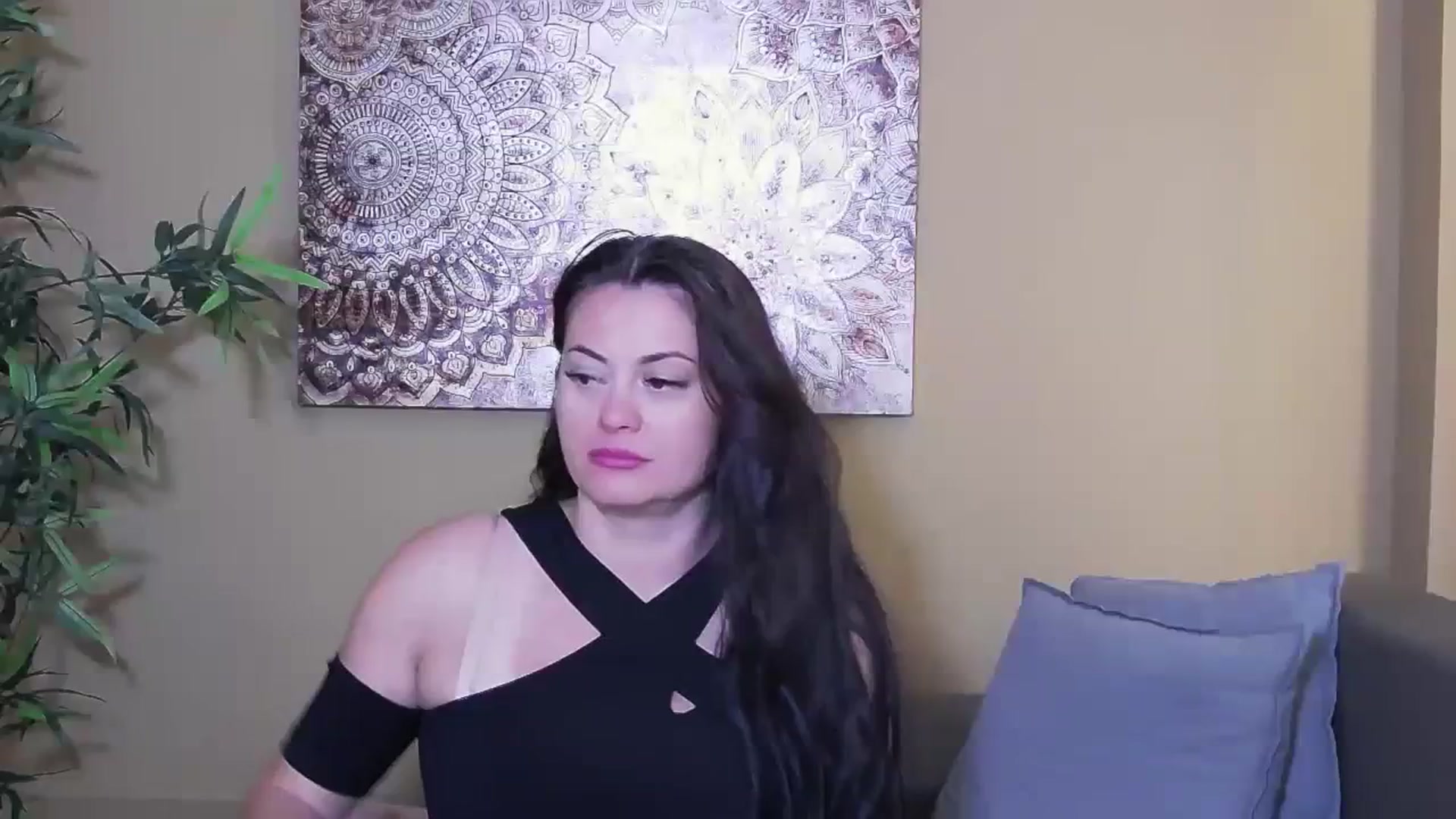 Gallery image thumbnail from ForeverChic's myfreecams stream on, 09/08/2023, 08:28 image 19 of 20