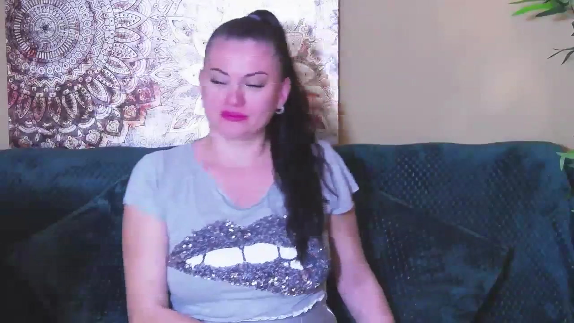 Gallery image thumbnail from ForeverChic's myfreecams stream on, 10/09/2023, 10:33 image 3 of 20