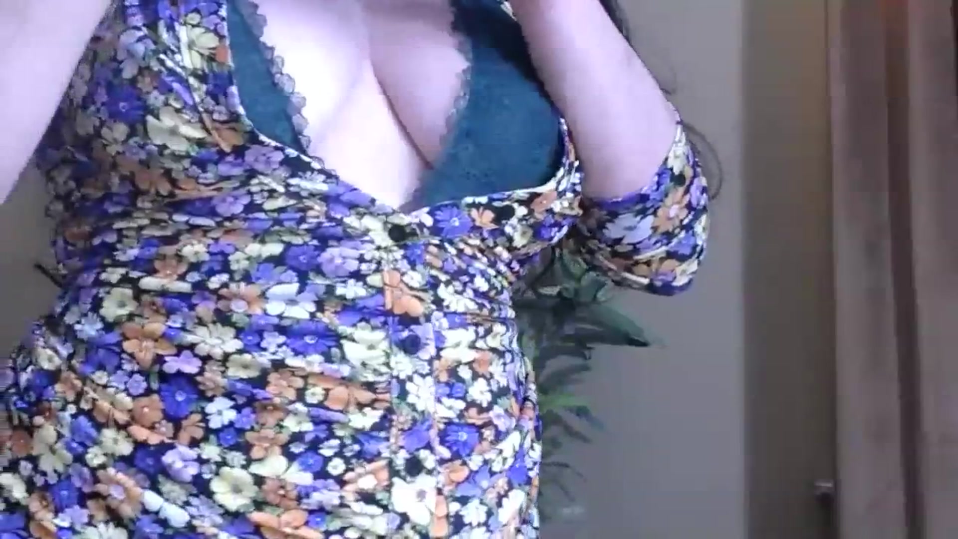 Gallery image thumbnail from ForeverChic's myfreecams stream on, 11/02/2023, 12:16 image 17 of 20