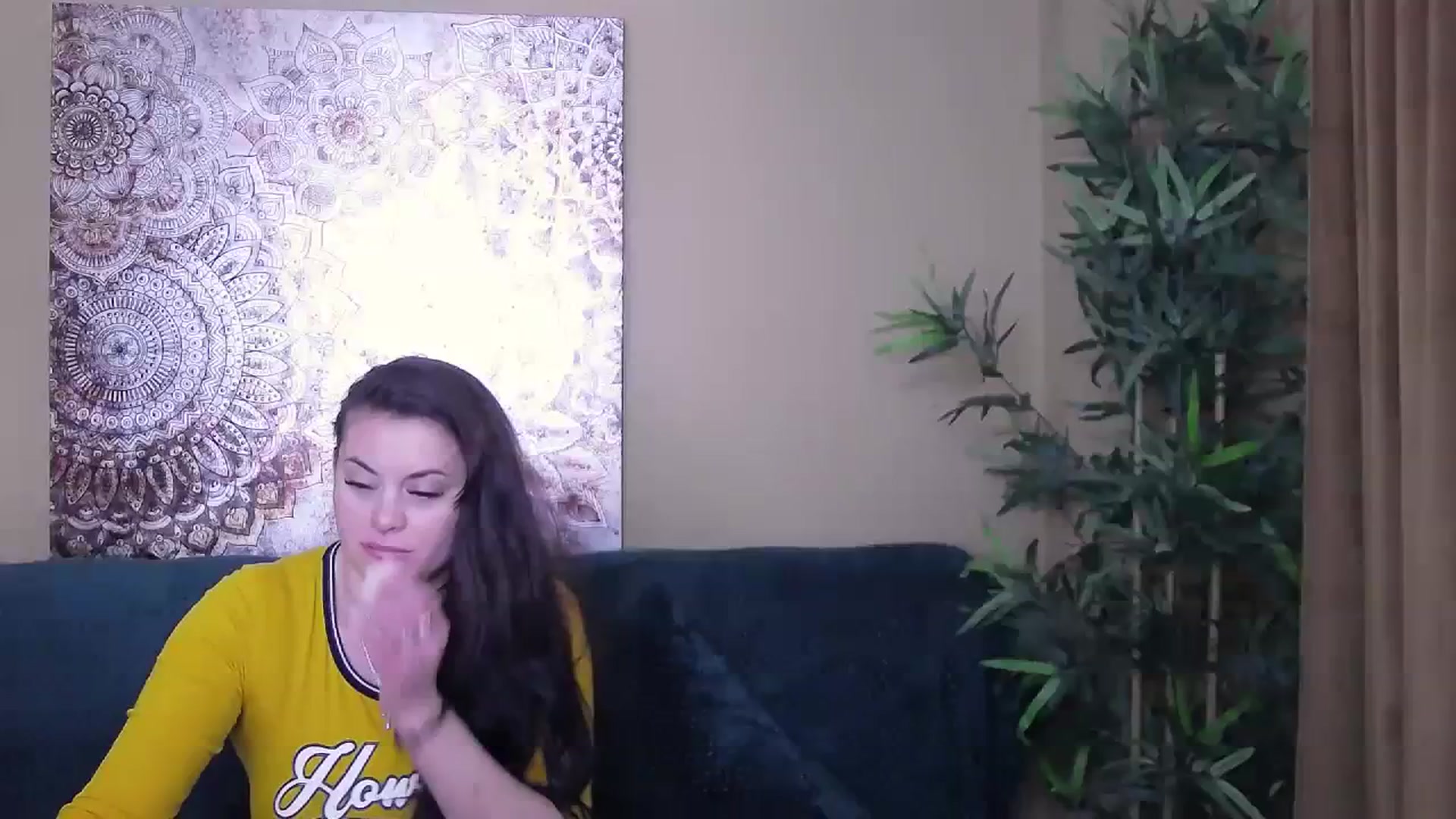 Gallery image thumbnail from ForeverChic's myfreecams stream on, 11/06/2023, 09:03 image 5 of 20