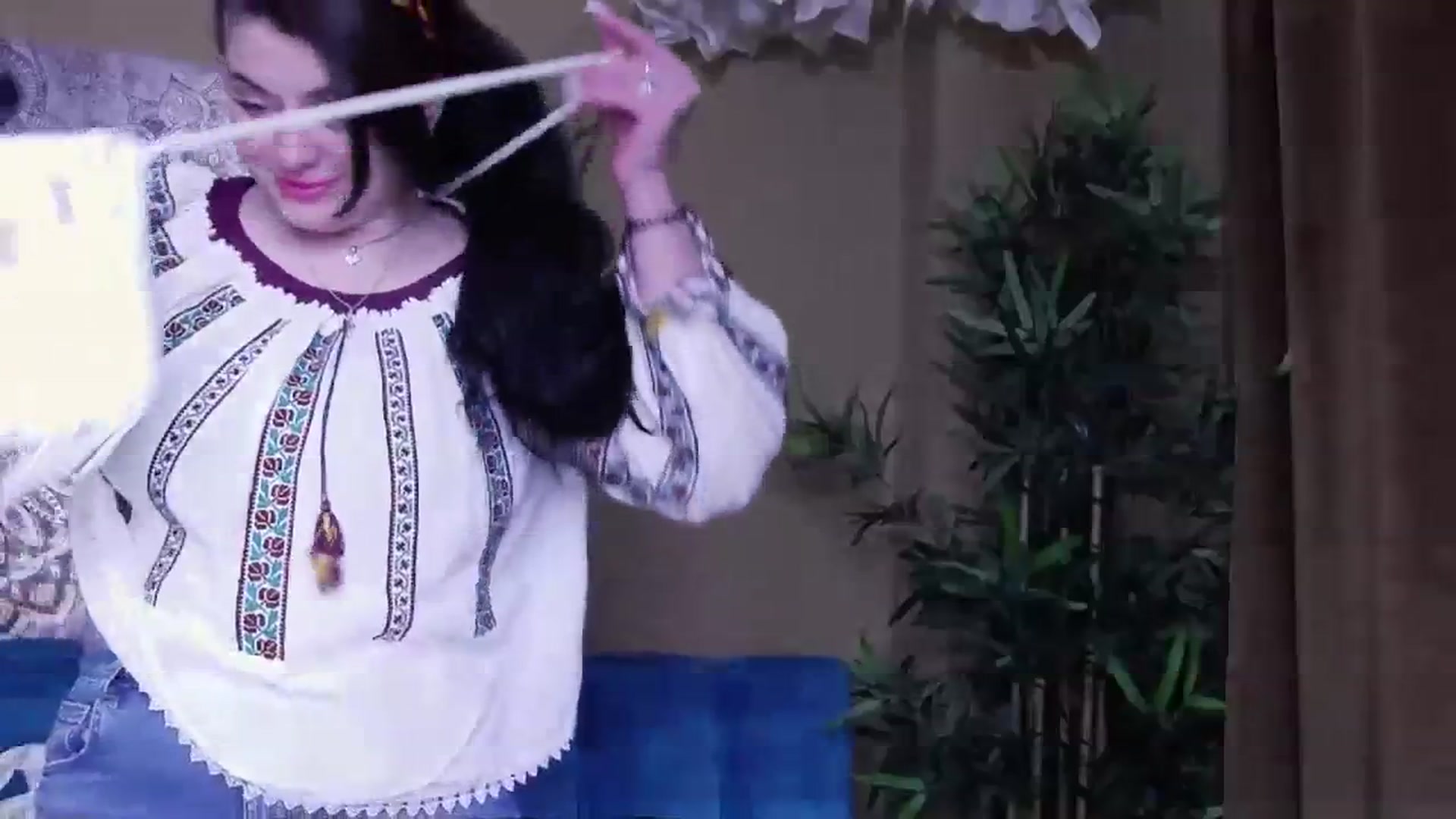 Gallery image thumbnail from ForeverChic's myfreecams stream on, 12/01/2023, 10:28 image 6 of 20