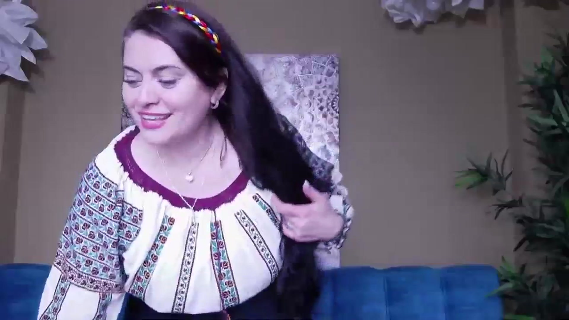 Gallery image thumbnail from ForeverChic's myfreecams stream on, 12/01/2023, 10:28 image 20 of 20