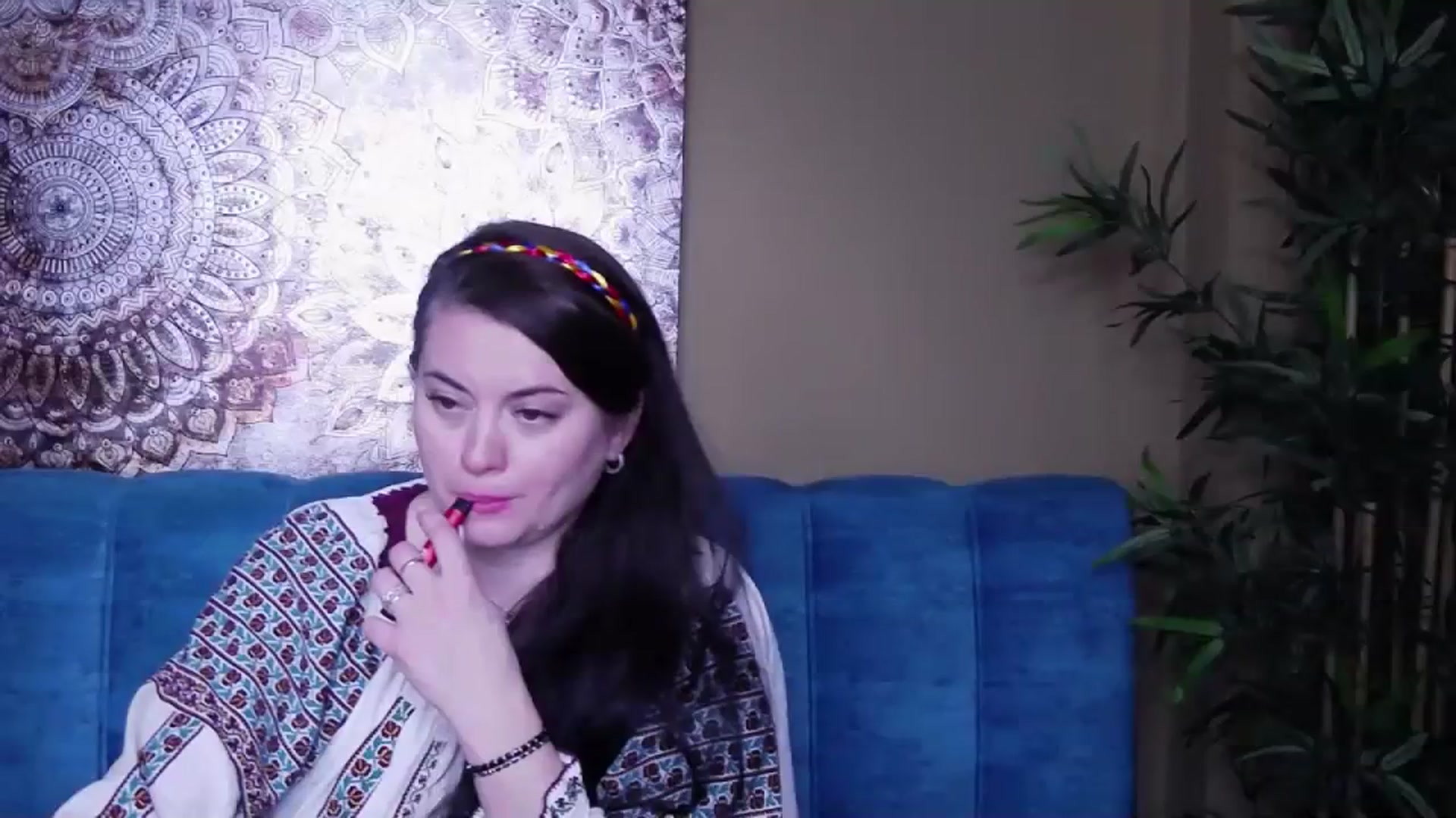 Gallery image thumbnail from ForeverChic's myfreecams stream on, 12/01/2023, 11:42 image 12 of 20