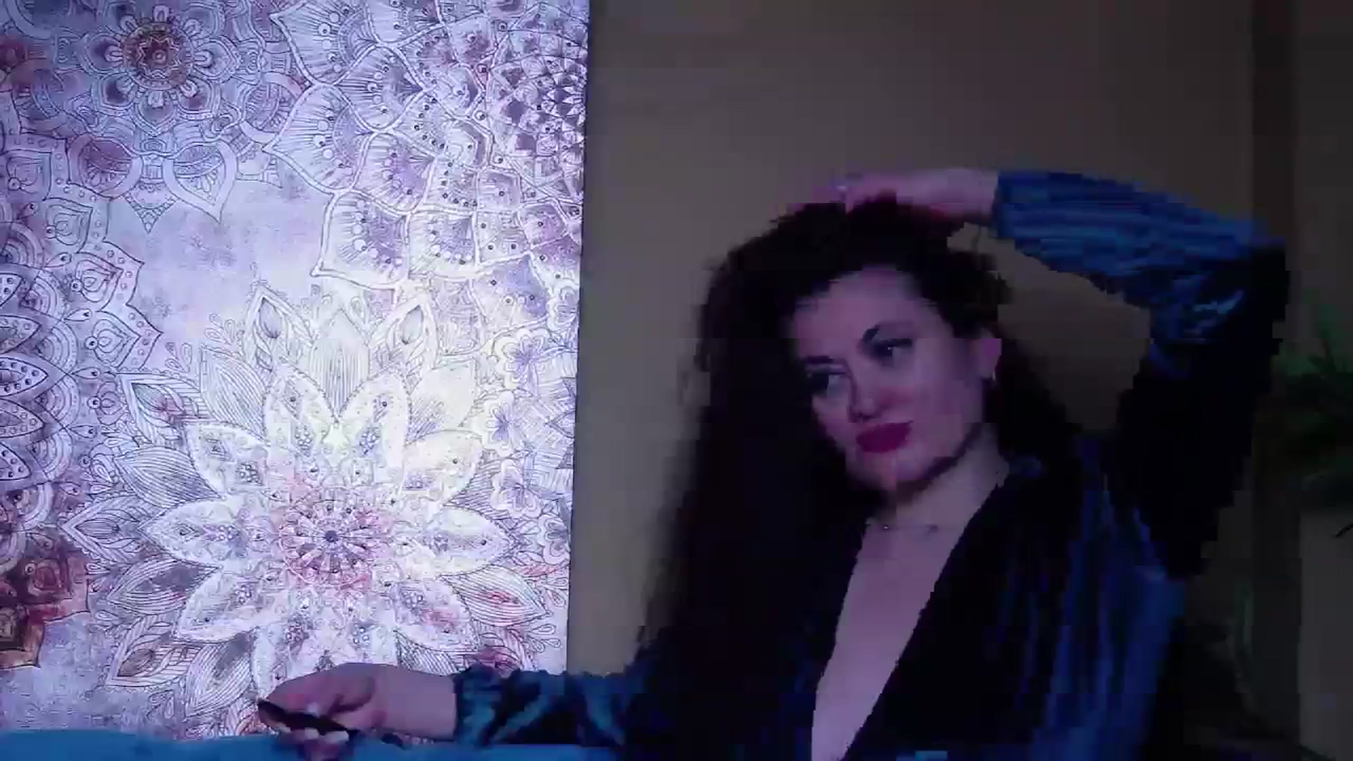 Gallery image thumbnail from ForeverChic's myfreecams stream on, 12/06/2023, 10:08 image 2 of 20