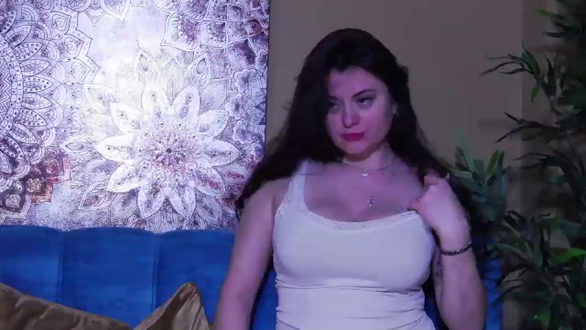 Gallery image thumbnail from ForeverChic's myfreecams stream on, 12/08/2023, 11:43 image 5 of 20