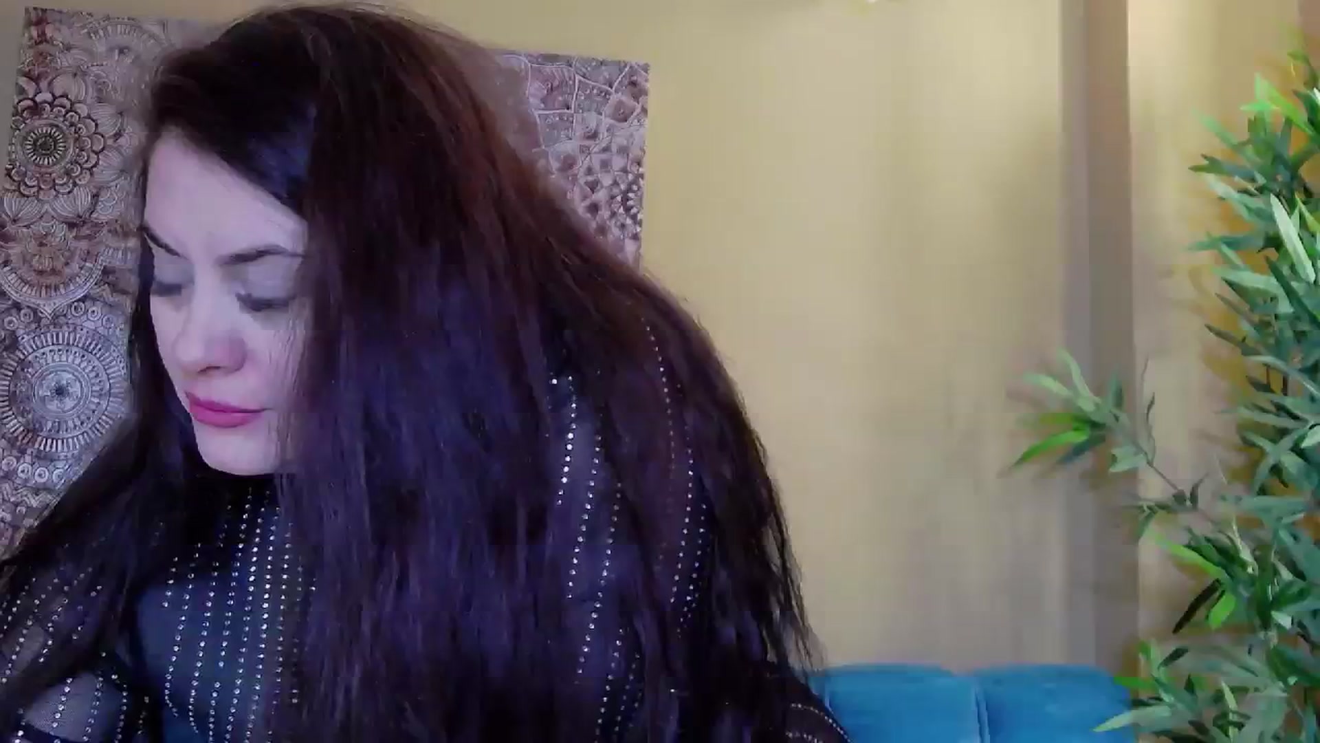 Gallery image thumbnail from ForeverChic's myfreecams stream on, 12/30/2023, 10:52 image 5 of 20
