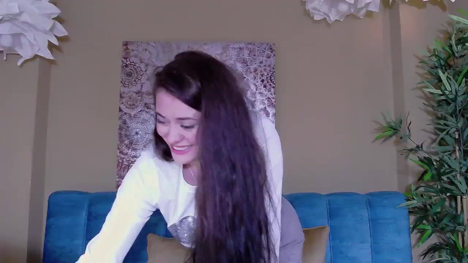 Gallery image thumbnail from ForeverChic's myfreecams stream on, 12/30/2023, 13:34 image 13 of 20