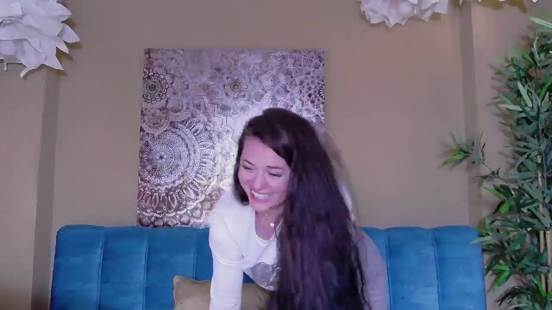 Gallery image thumbnail from ForeverChic's myfreecams stream on, 12/30/2023, 13:34 image 12 of 20