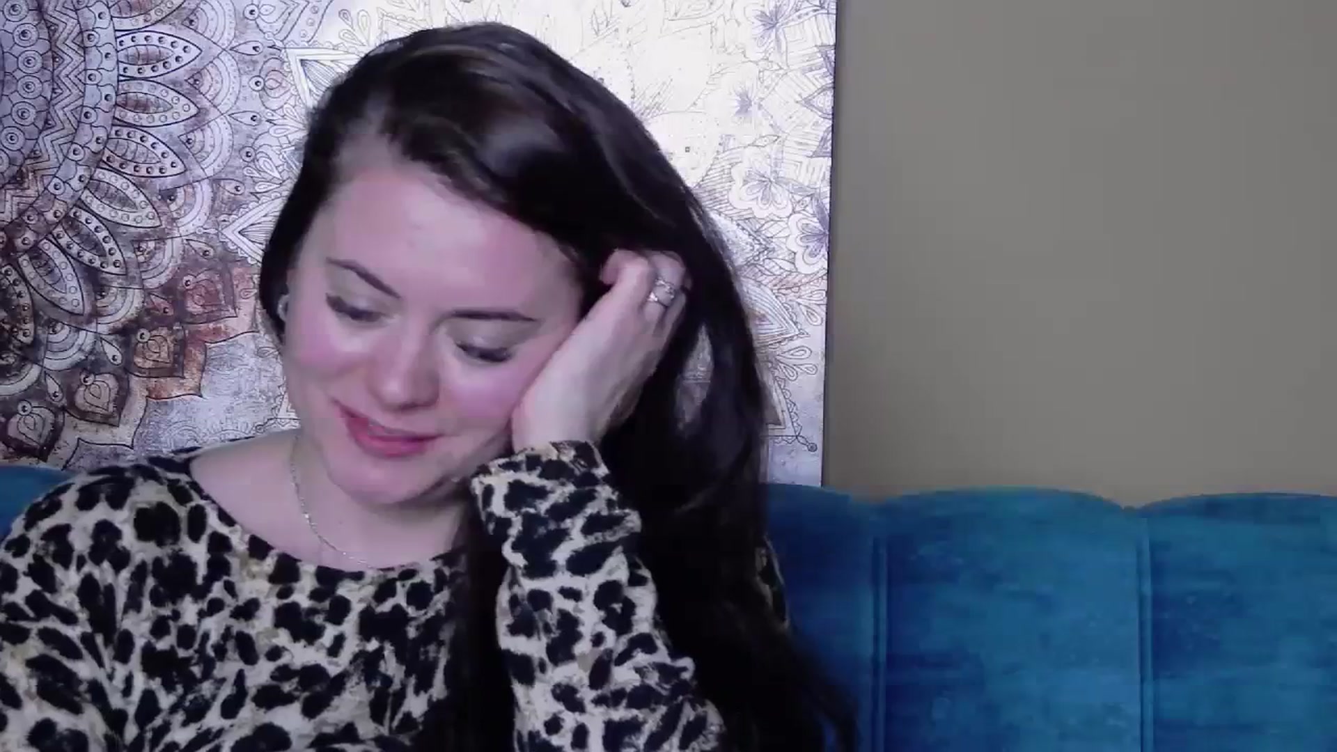 Gallery image thumbnail from ForeverChic's myfreecams stream on, 01/03/2024, 10:20 image 7 of 20