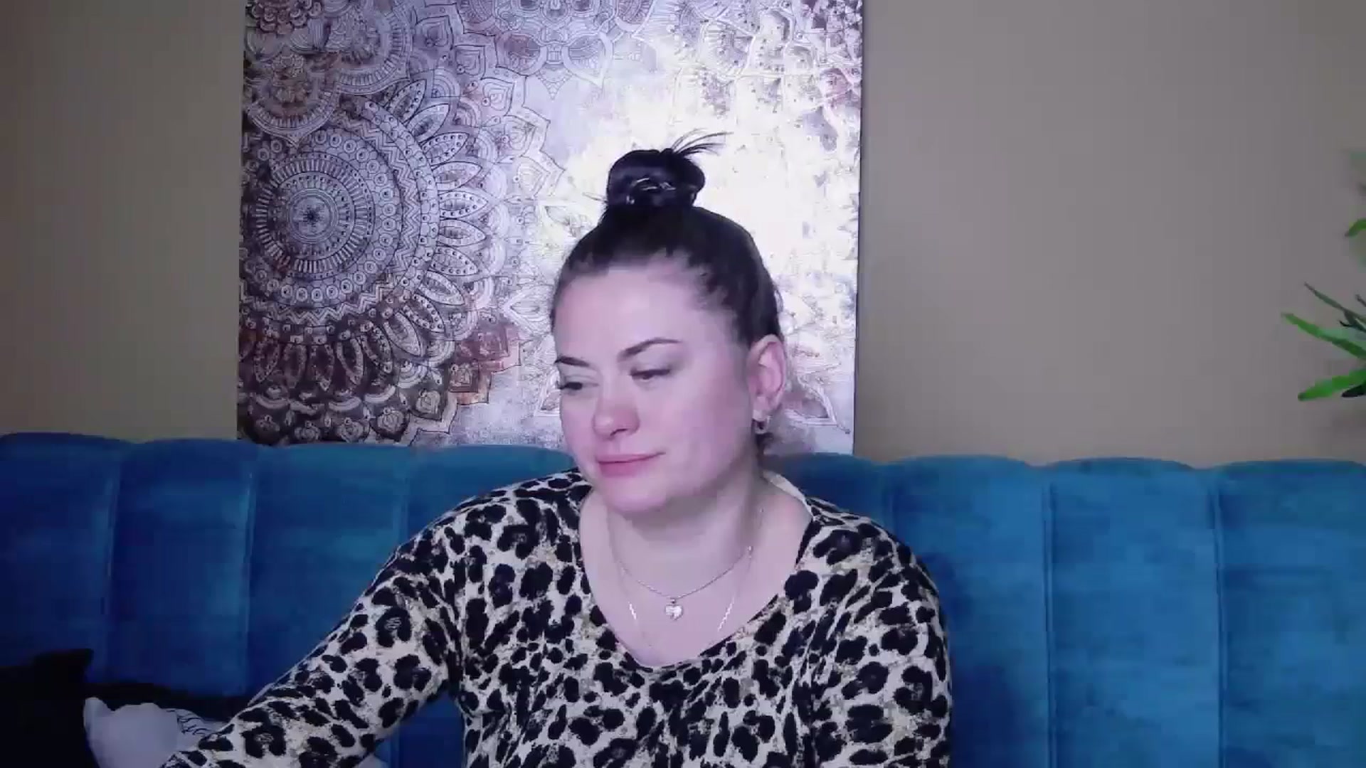 Gallery image thumbnail from ForeverChic's myfreecams stream on, 01/03/2024, 10:20 image 15 of 20