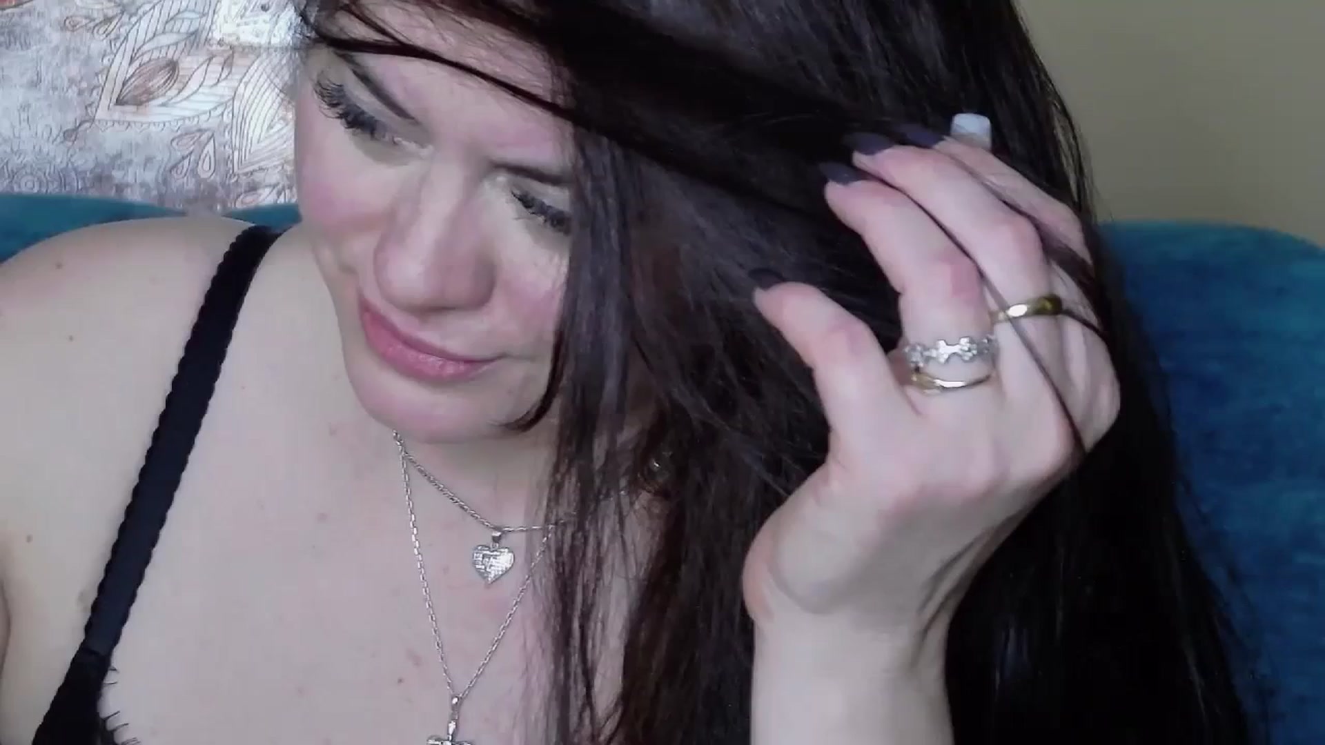 Gallery image thumbnail from ForeverChic's myfreecams stream on, 01/03/2024, 10:20 image 9 of 20