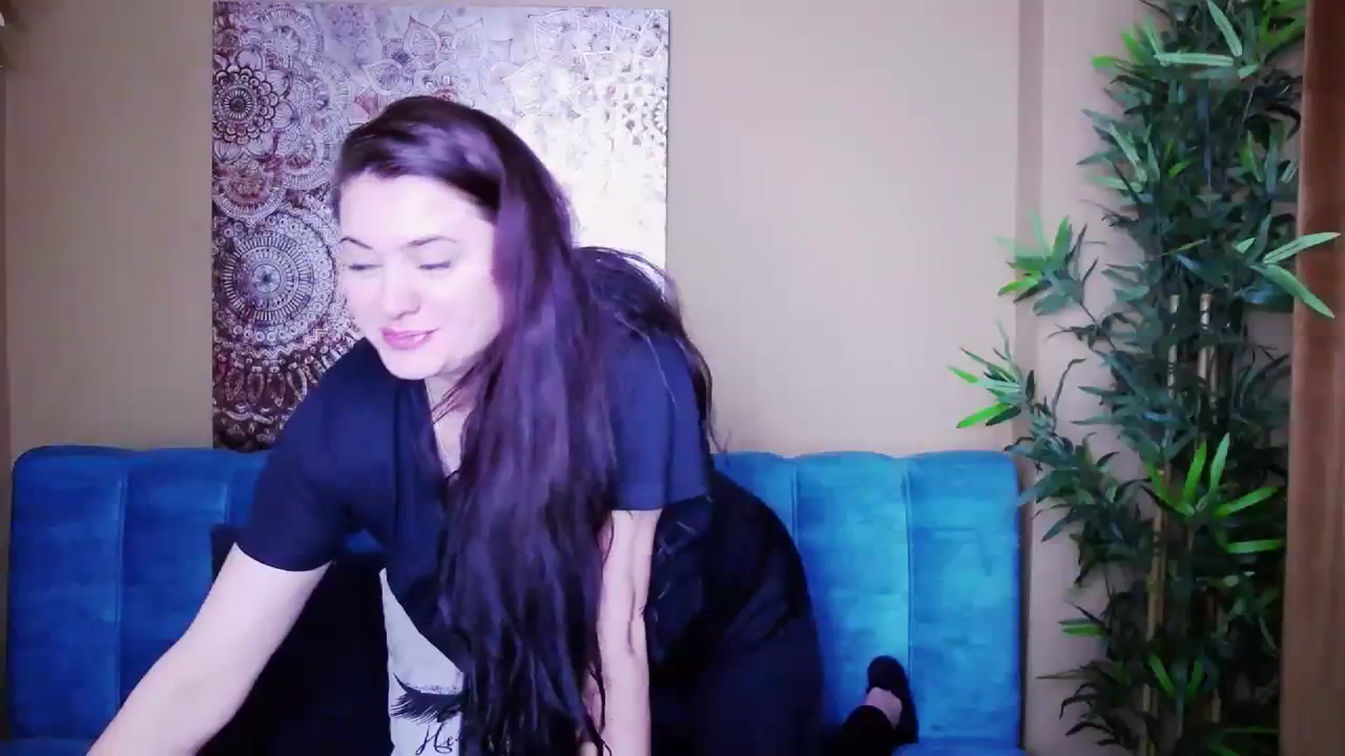 Gallery image thumbnail from ForeverChic's myfreecams stream on, 01/05/2024, 09:26 image 8 of 20
