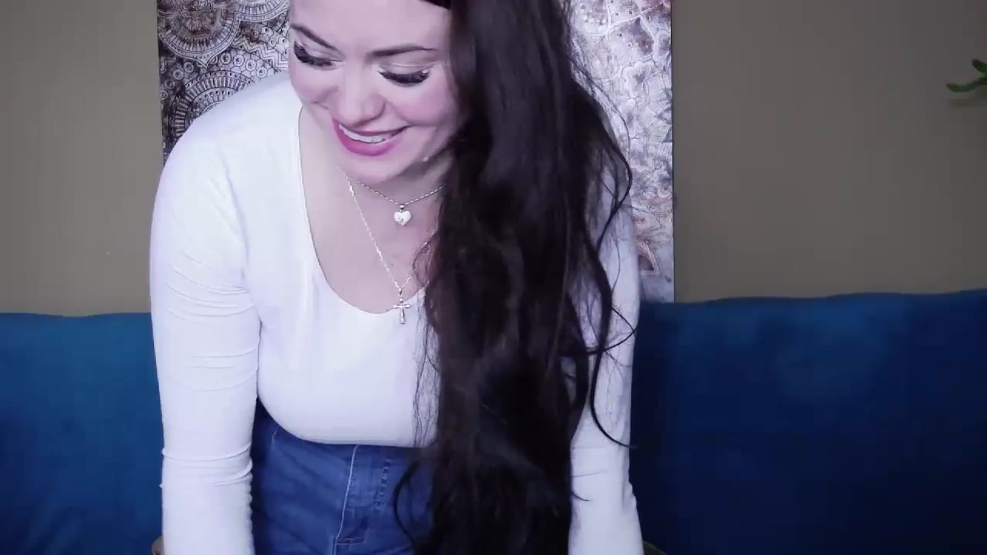 Gallery image thumbnail from ForeverChic's myfreecams stream on, 01/25/2024, 08:34 image 13 of 20