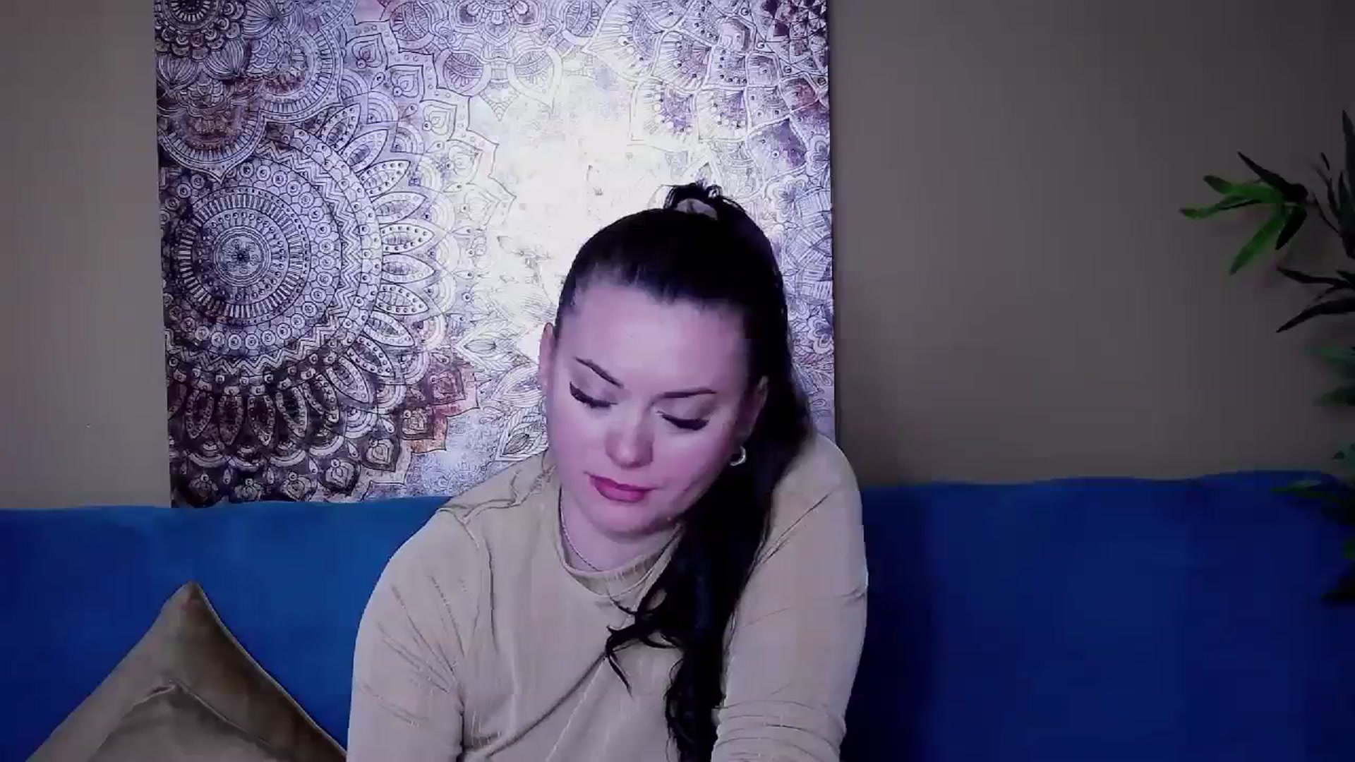 Gallery image thumbnail from ForeverChic's myfreecams stream on, 01/26/2024, 10:06 image 4 of 20