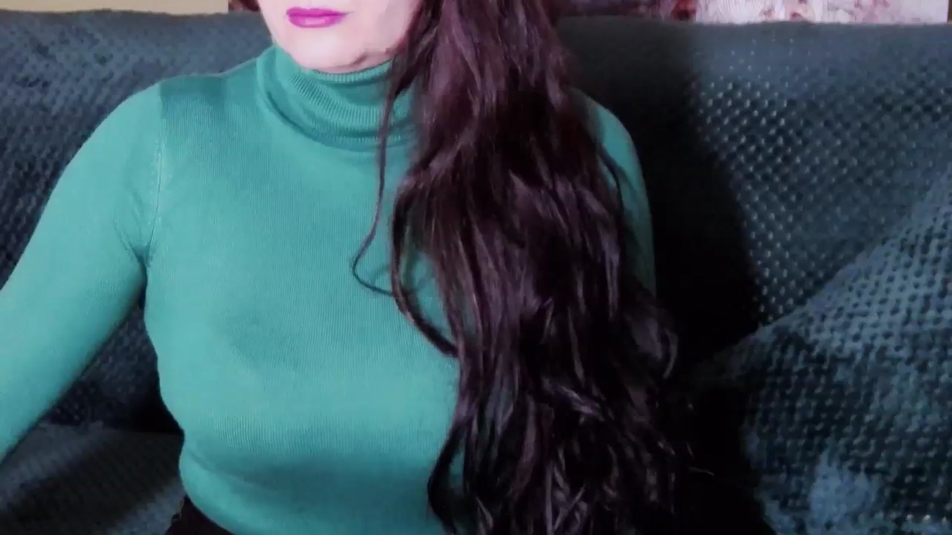 Gallery image thumbnail from ForeverChic's myfreecams stream on, 03/08/2024, 09:55 image 12 of 20