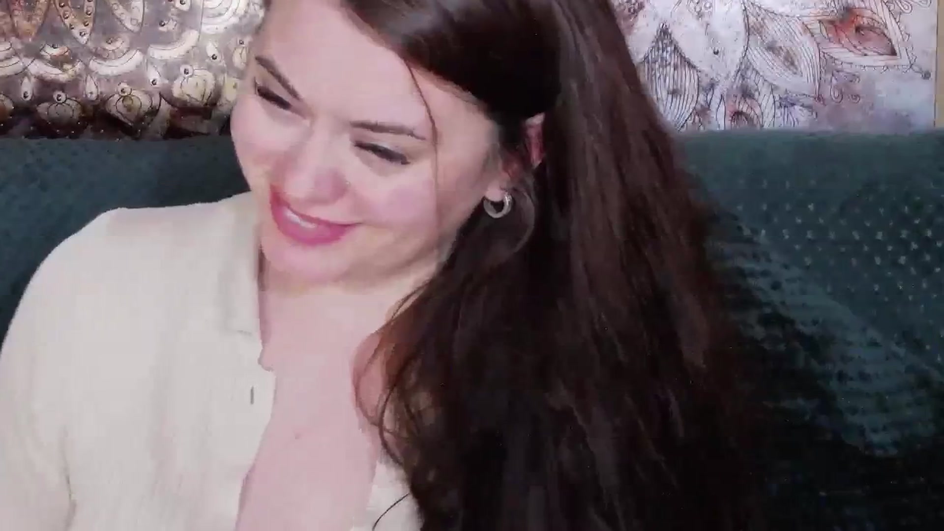 Gallery image thumbnail from ForeverChic's myfreecams stream on, 03/27/2024, 11:49 image 11 of 20