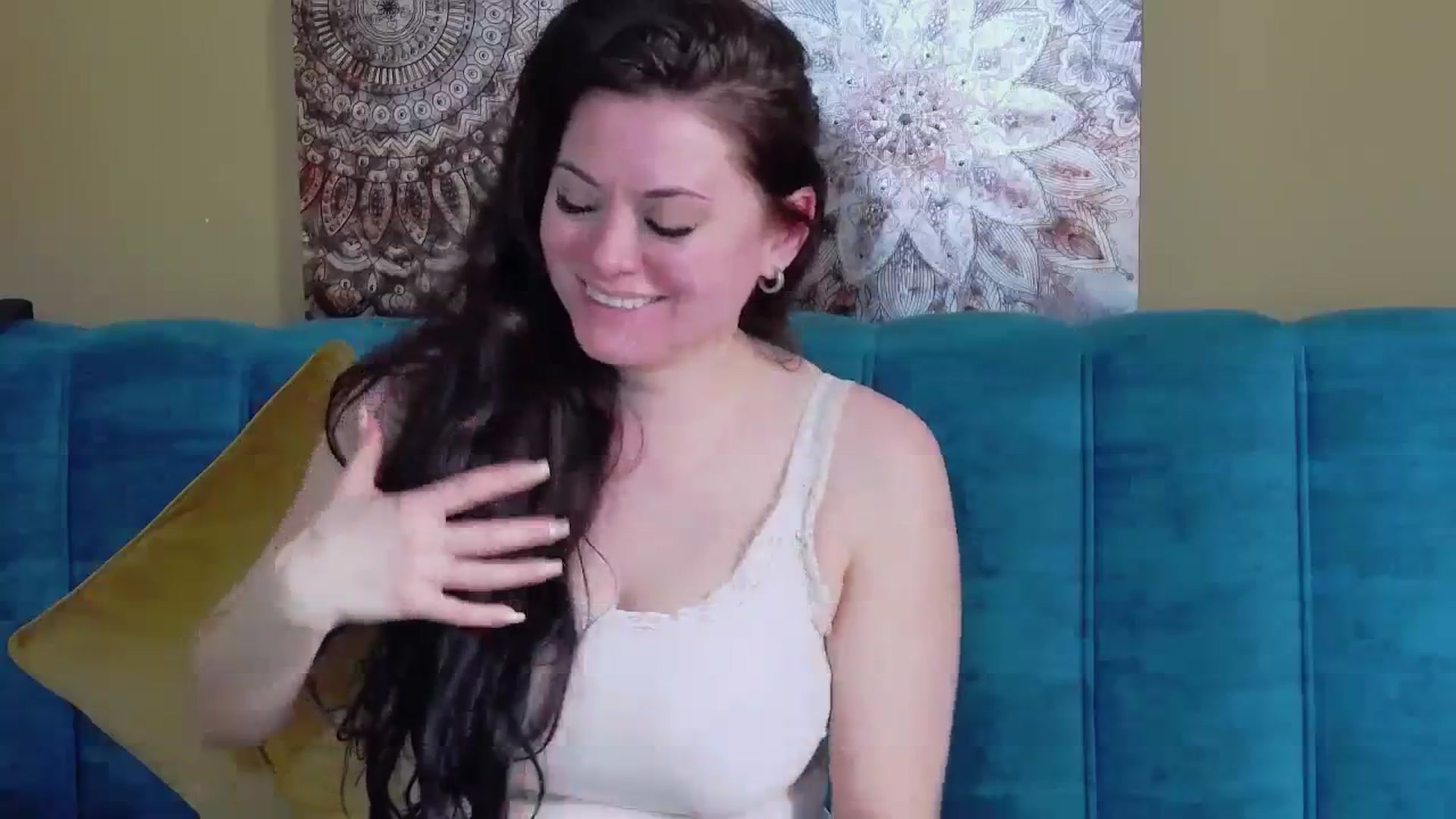 Gallery image thumbnail from ForeverChic's myfreecams stream on, 04/02/2024, 09:01 image 14 of 20