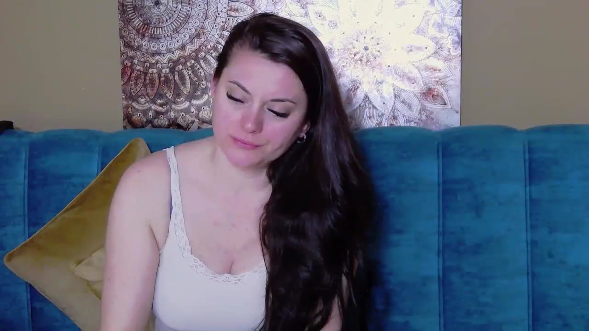 Gallery image thumbnail from ForeverChic's myfreecams stream on, 04/02/2024, 09:01 image 11 of 20