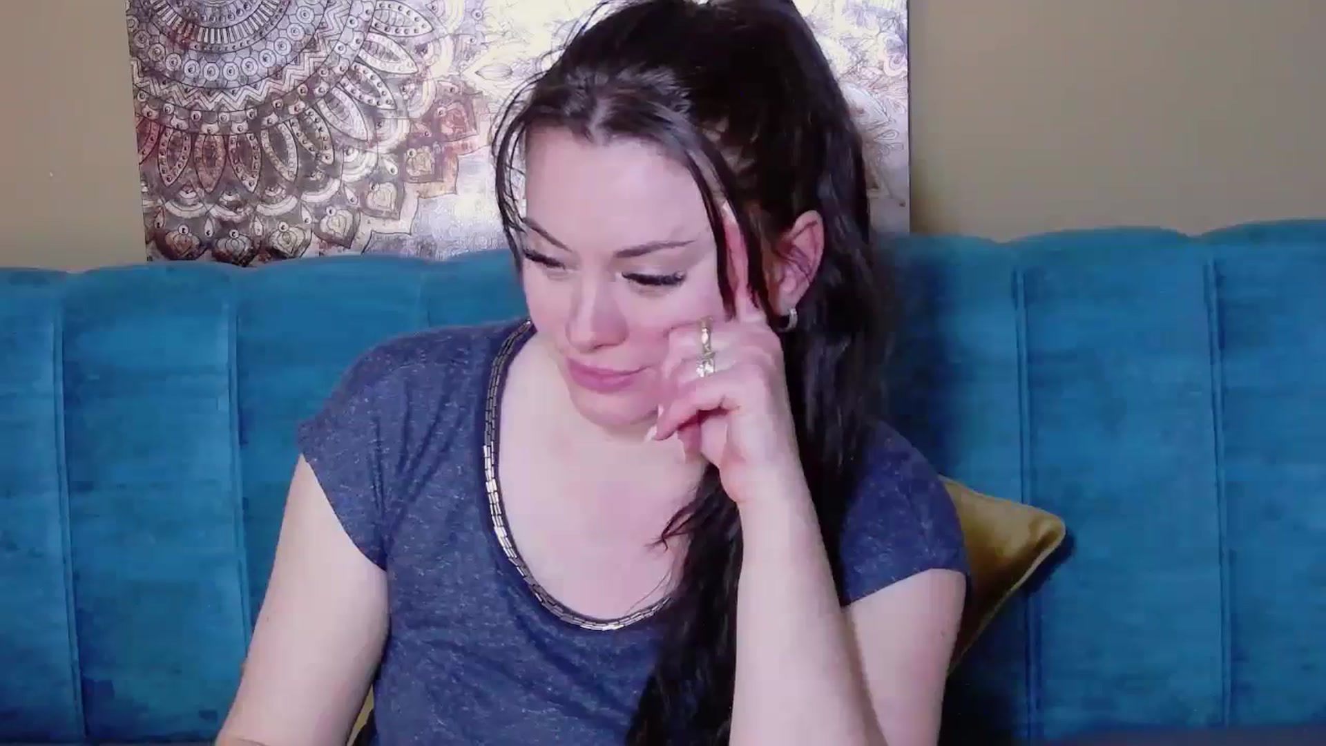 Gallery image thumbnail from ForeverChic's myfreecams stream on, 04/04/2024, 11:22 image 11 of 20