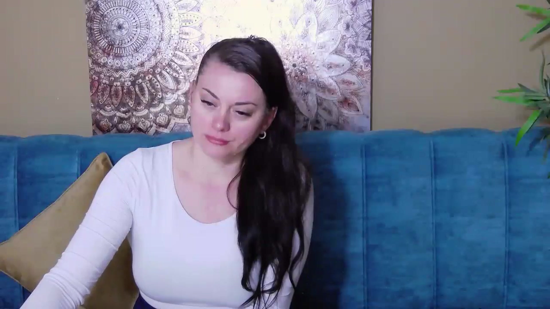 Gallery image thumbnail from ForeverChic's myfreecams stream on, 04/22/2024, 13:44 image 12 of 20