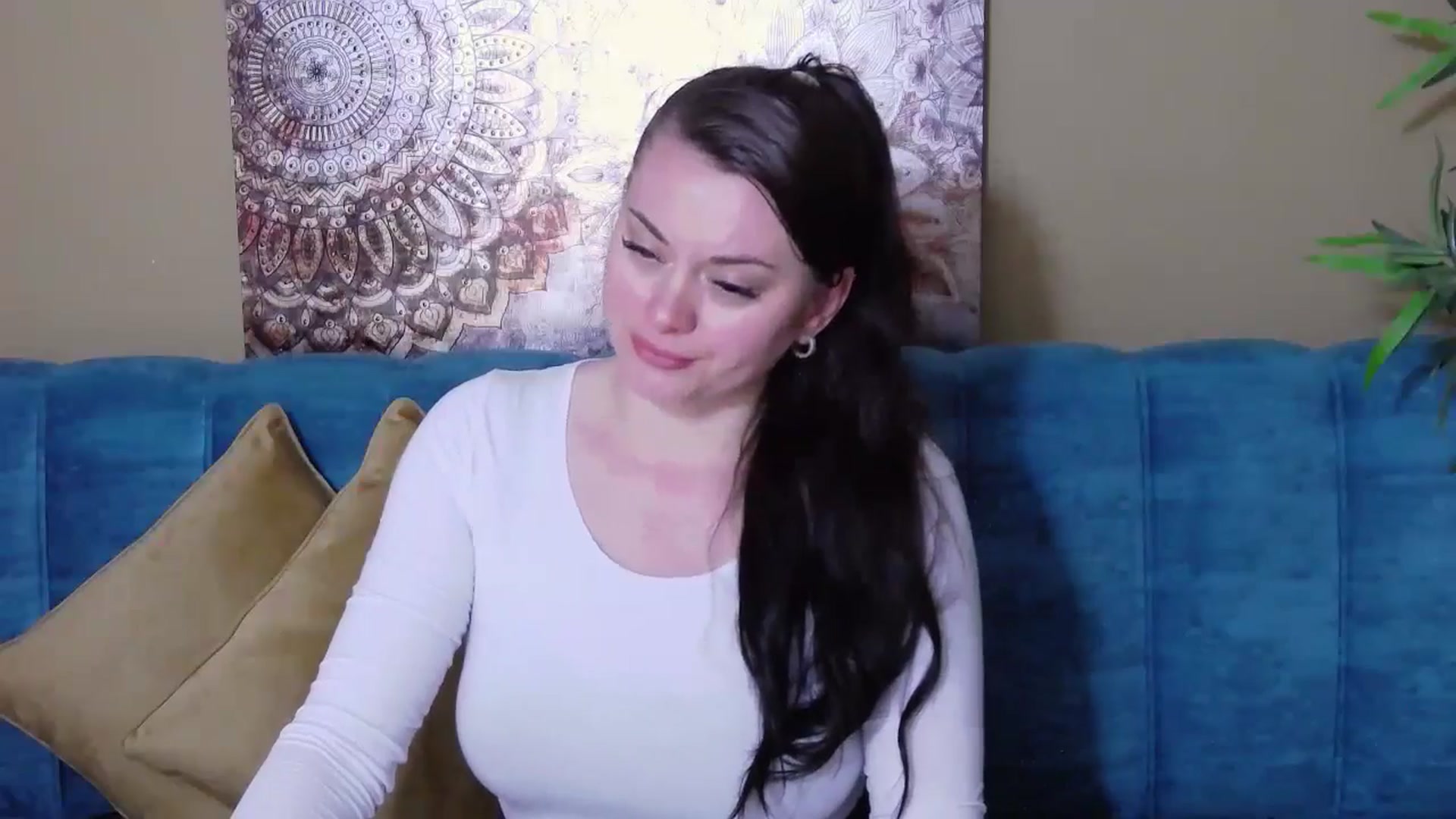 Gallery image thumbnail from ForeverChic's myfreecams stream on, 04/22/2024, 13:44 image 6 of 20