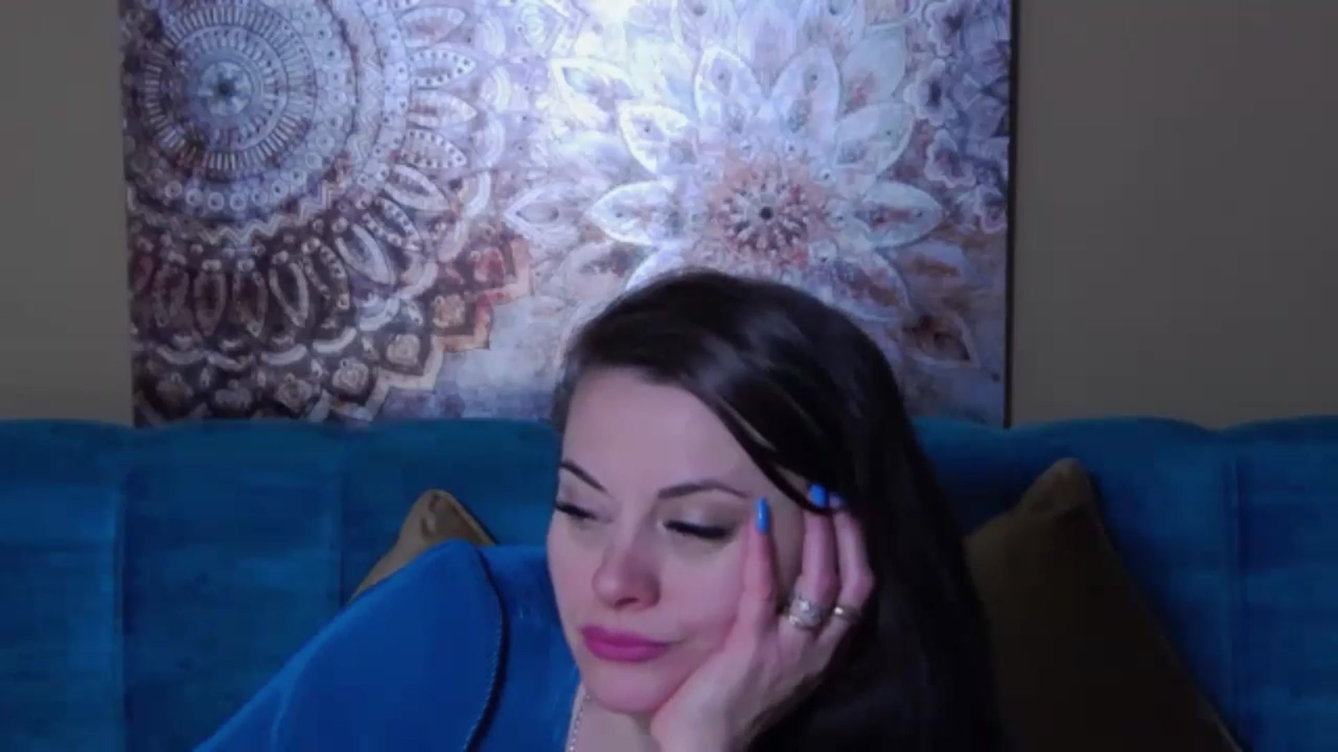 Gallery image thumbnail from ForeverChic's myfreecams stream on, 05/11/2024, 10:37 image 2 of 20