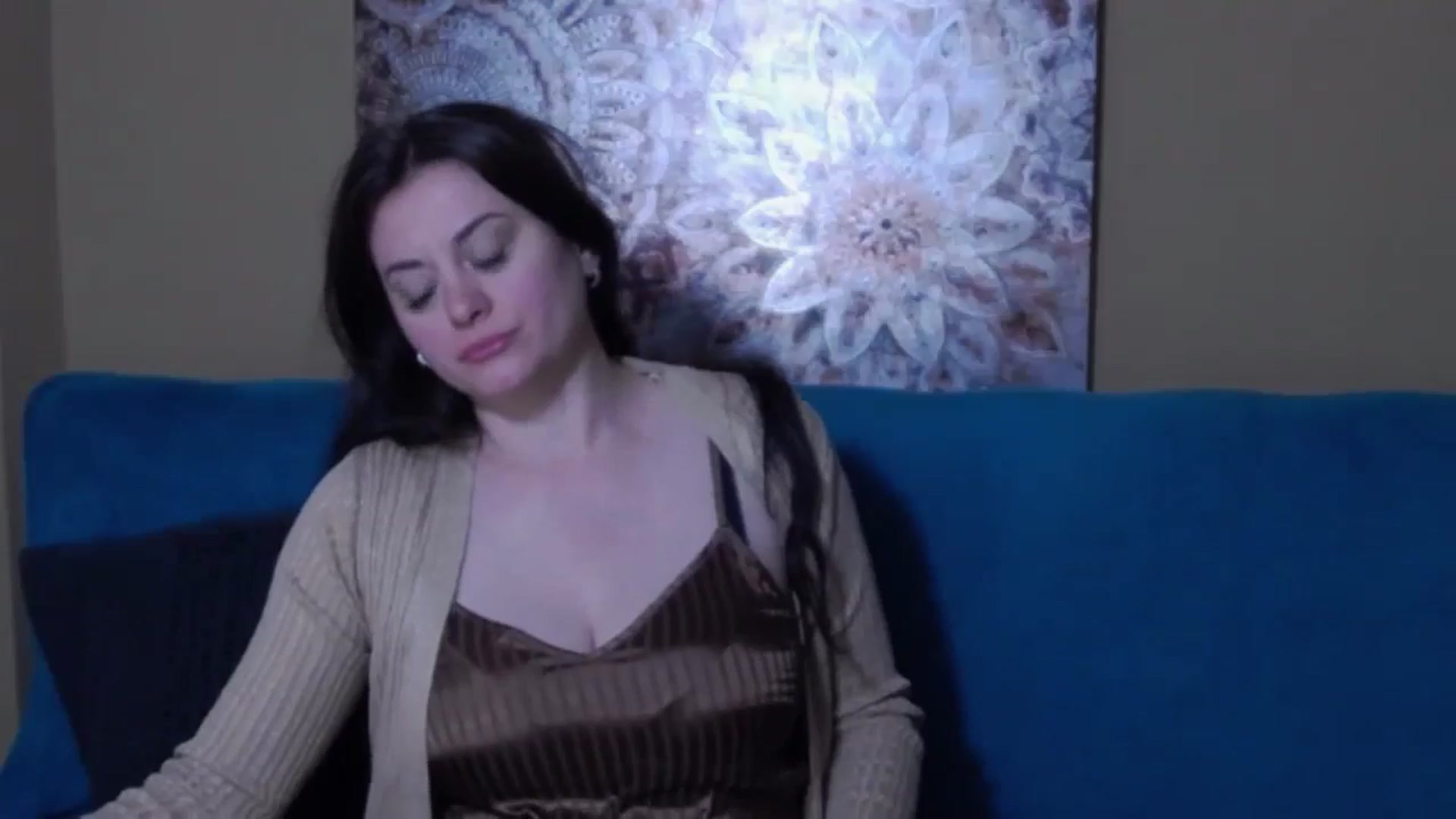 Gallery image thumbnail from ForeverChic's myfreecams stream on, 05/31/2024, 08:49 image 8 of 20