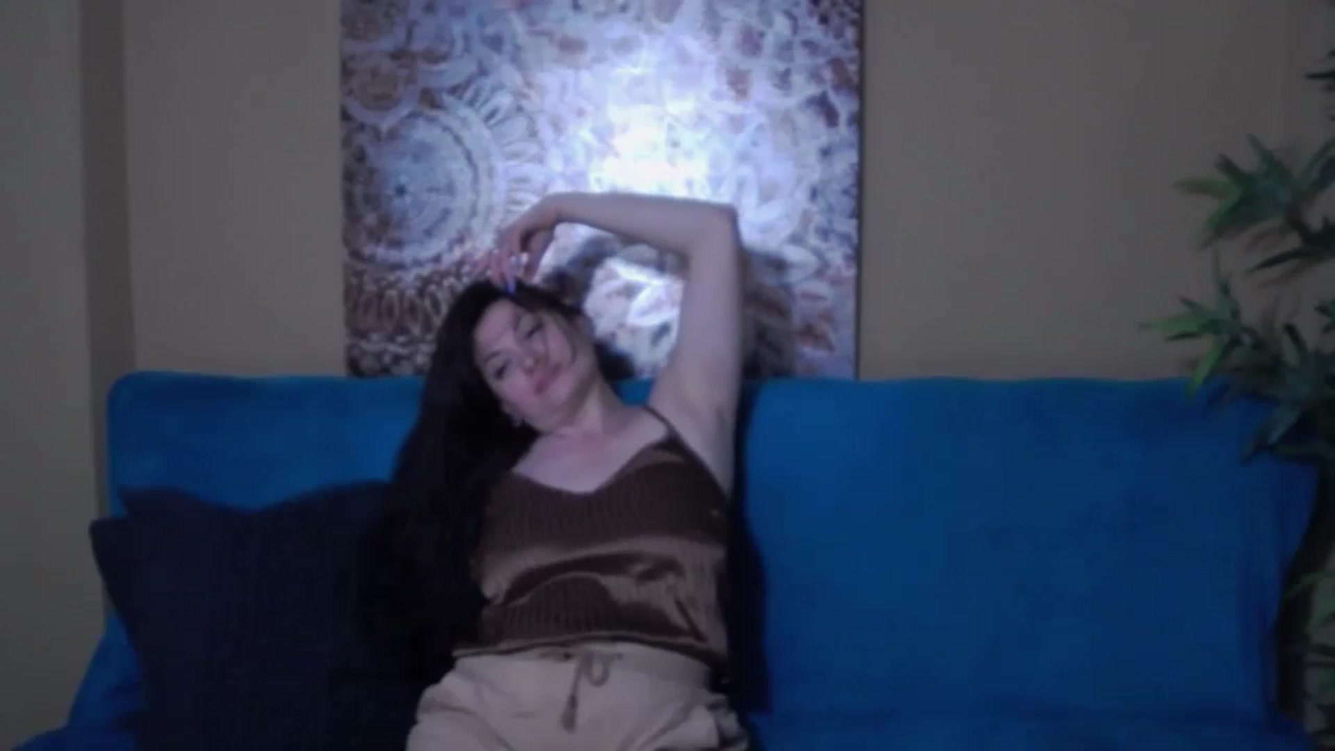 Gallery image thumbnail from ForeverChic's myfreecams stream on, 05/31/2024, 09:23 image 17 of 20