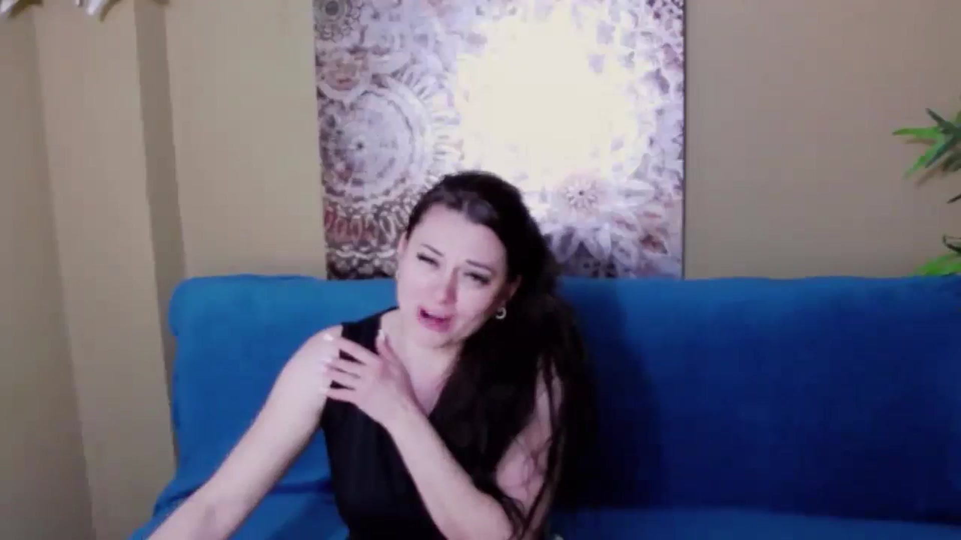 Gallery image thumbnail from ForeverChic's myfreecams stream on, 06/07/2024, 07:55 image 16 of 20