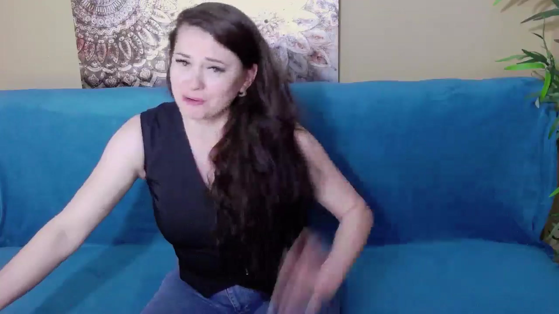 Gallery image thumbnail from ForeverChic's myfreecams stream on, 06/08/2024, 08:34 image 19 of 20
