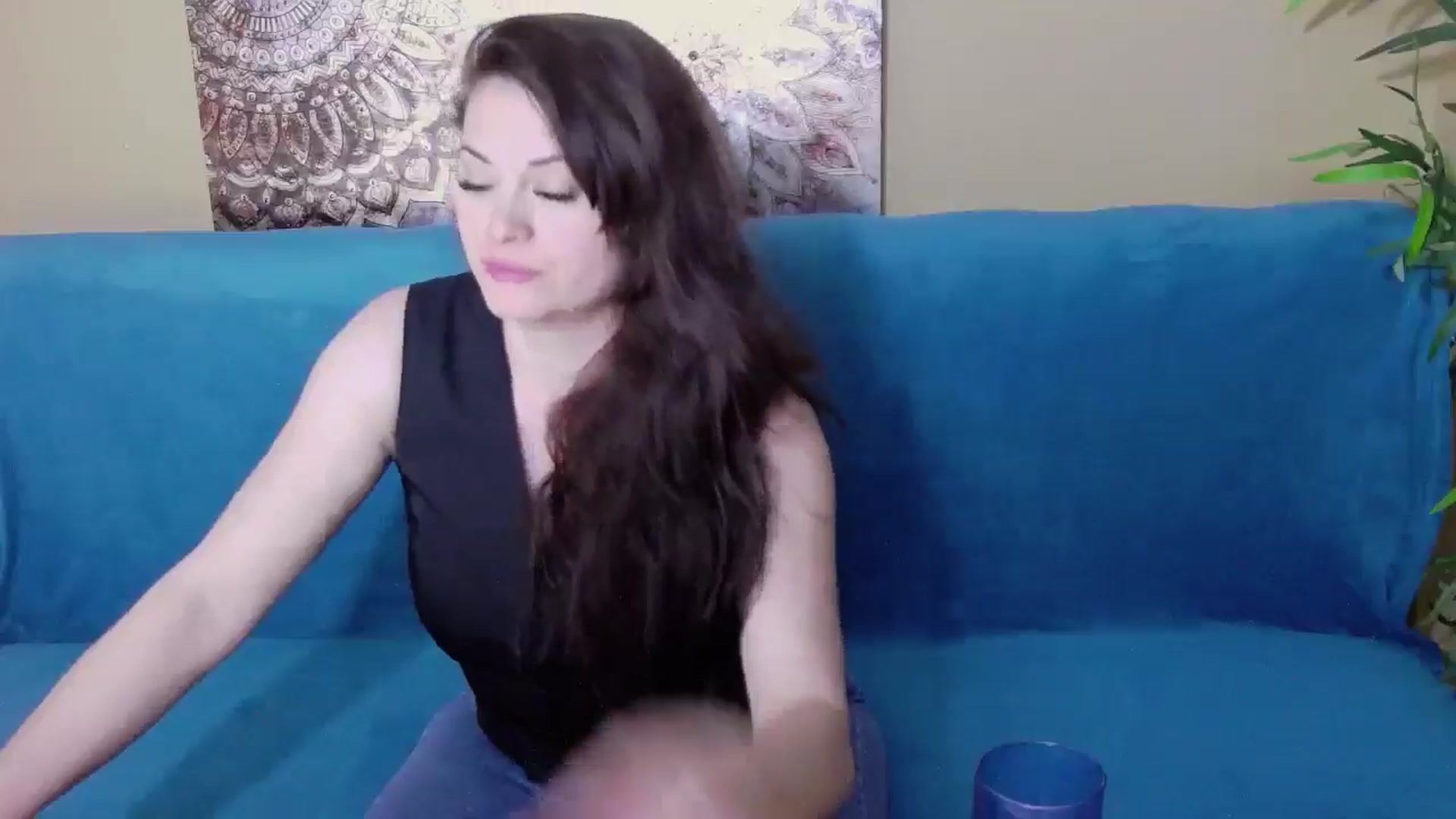 Gallery image thumbnail from ForeverChic's myfreecams stream on, 06/08/2024, 08:34 image 20 of 20