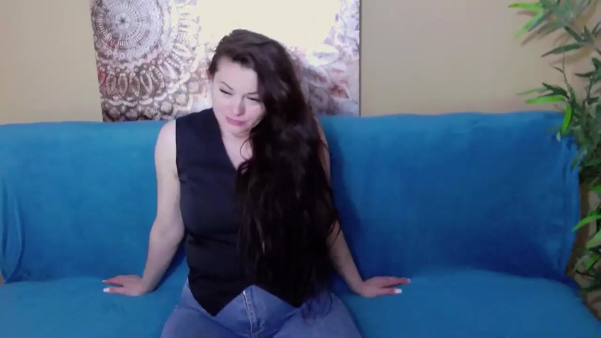 Gallery image thumbnail from ForeverChic's myfreecams stream on, 06/08/2024, 08:34 image 7 of 20