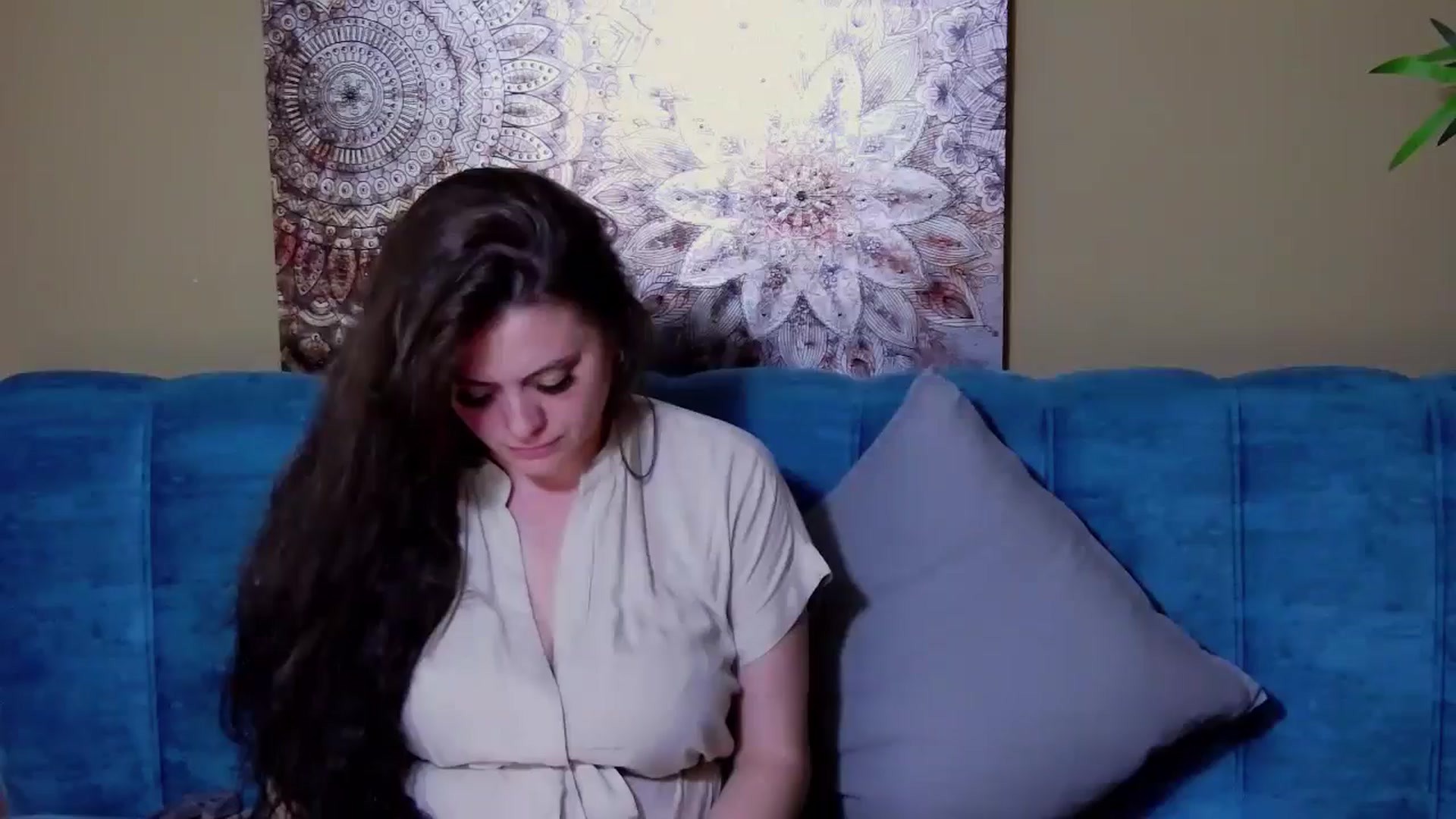 Gallery image thumbnail from ForeverChic's myfreecams stream on, 07/10/2024, 10:24 image 8 of 20