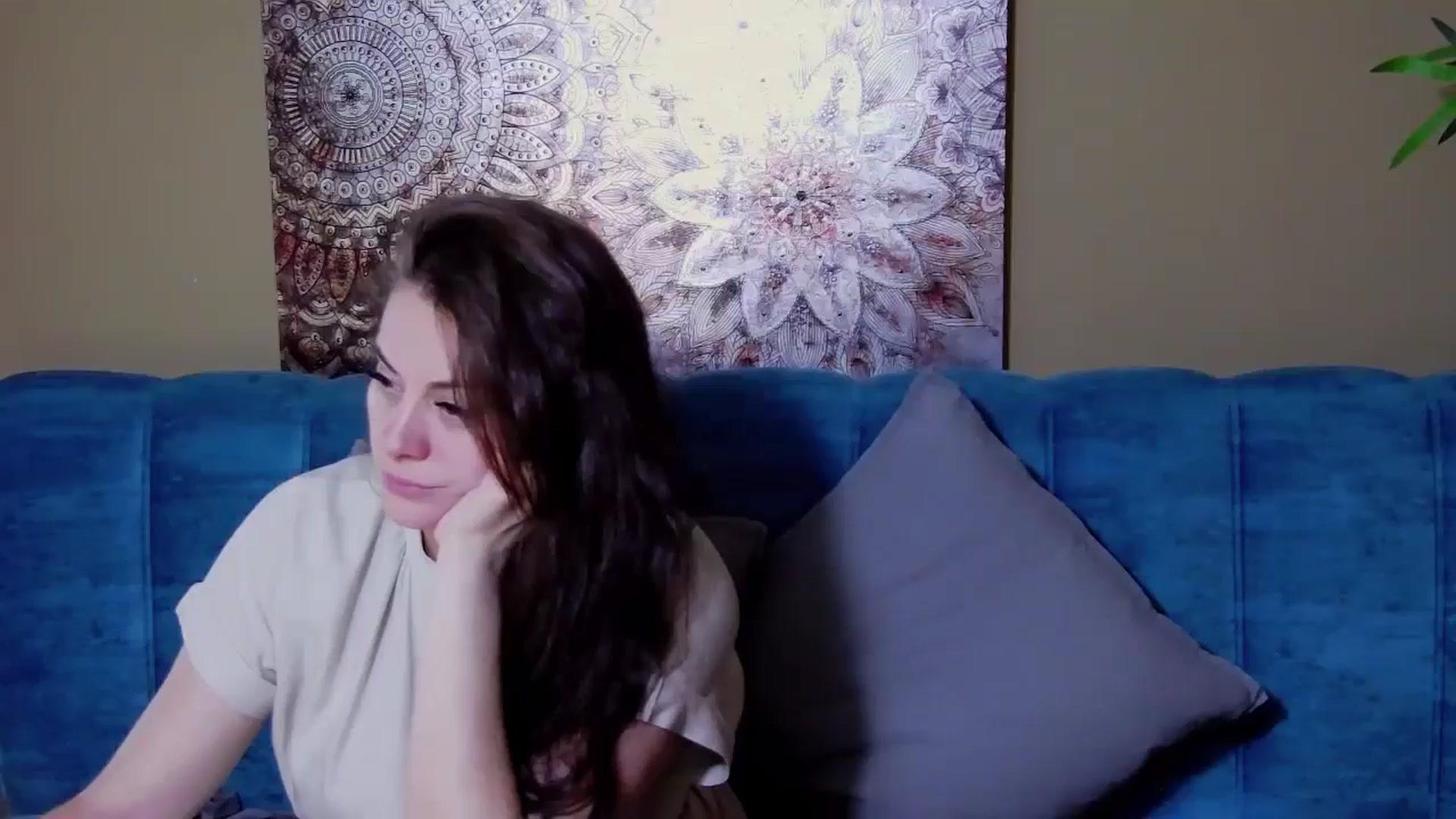 Gallery image thumbnail from ForeverChic's myfreecams stream on, 07/10/2024, 10:24 image 15 of 20