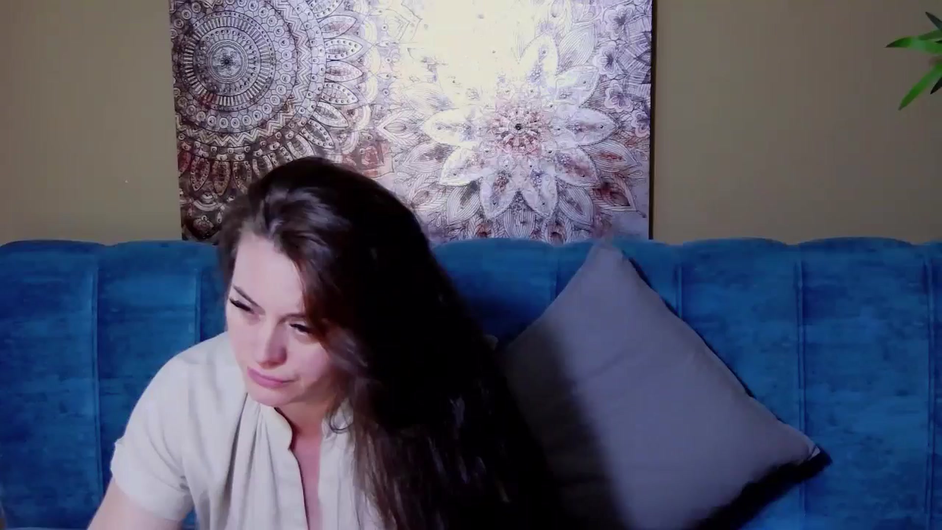 Gallery image thumbnail from ForeverChic's myfreecams stream on, 07/10/2024, 10:24 image 2 of 20