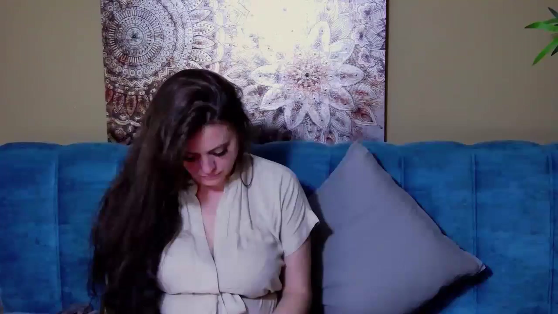 Gallery image thumbnail from ForeverChic's myfreecams stream on, 07/10/2024, 10:24 image 9 of 20