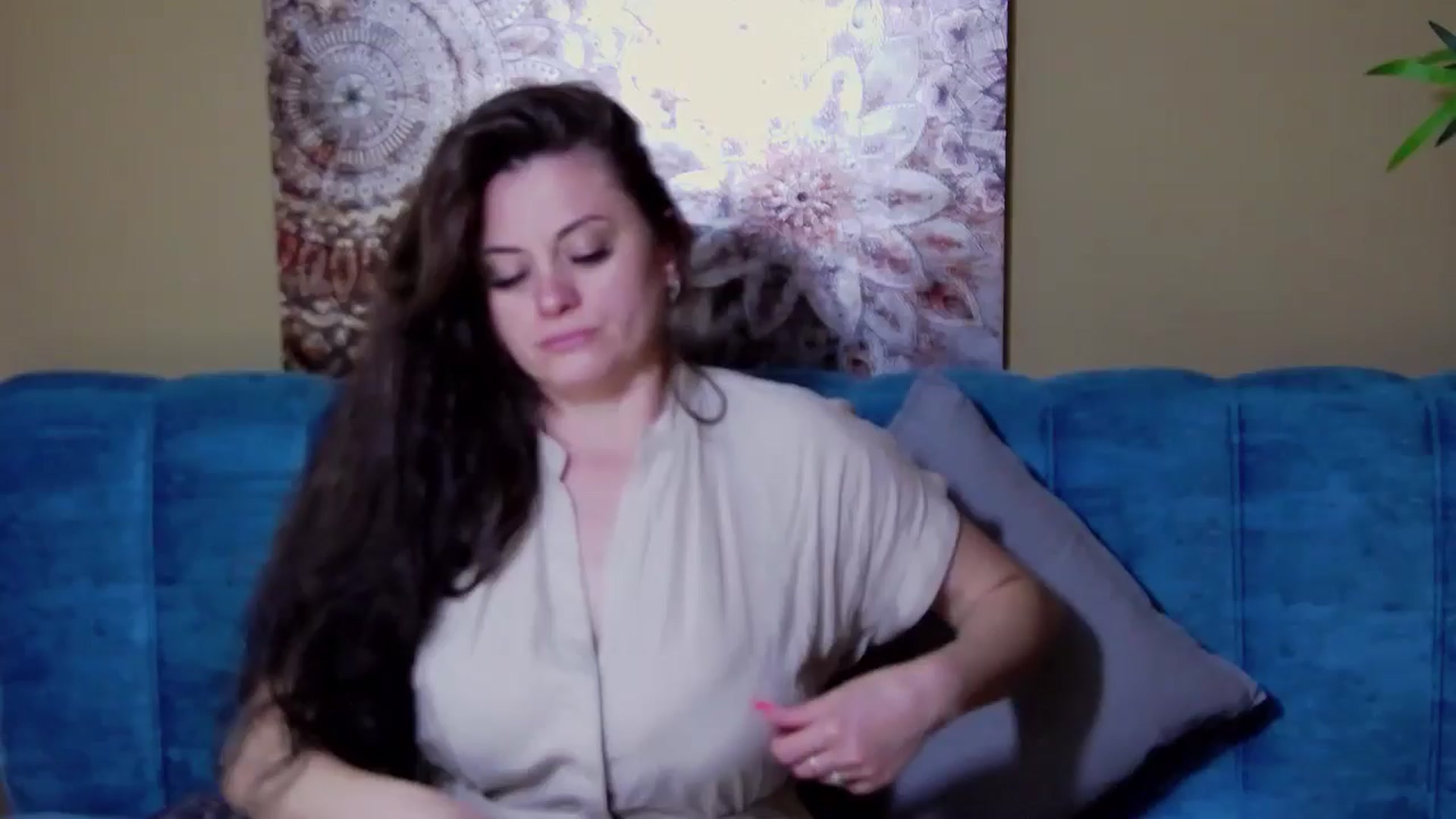 Gallery image thumbnail from ForeverChic's myfreecams stream on, 07/10/2024, 10:24 image 1 of 20